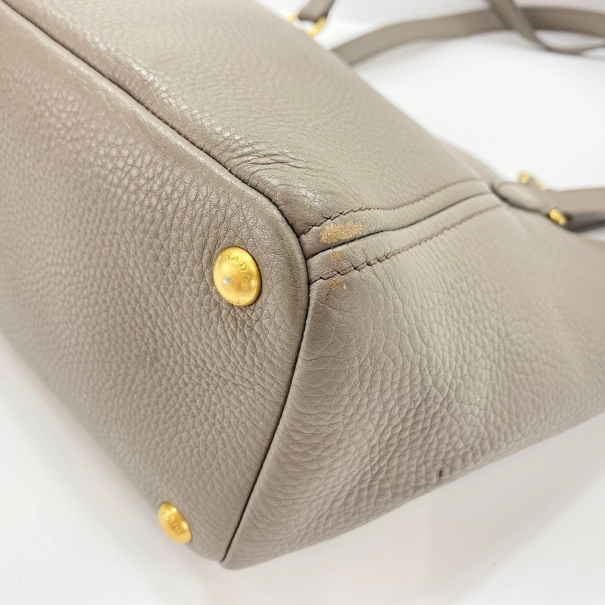 Prada Gray Leather Tote Bag (Pre-Owned)
