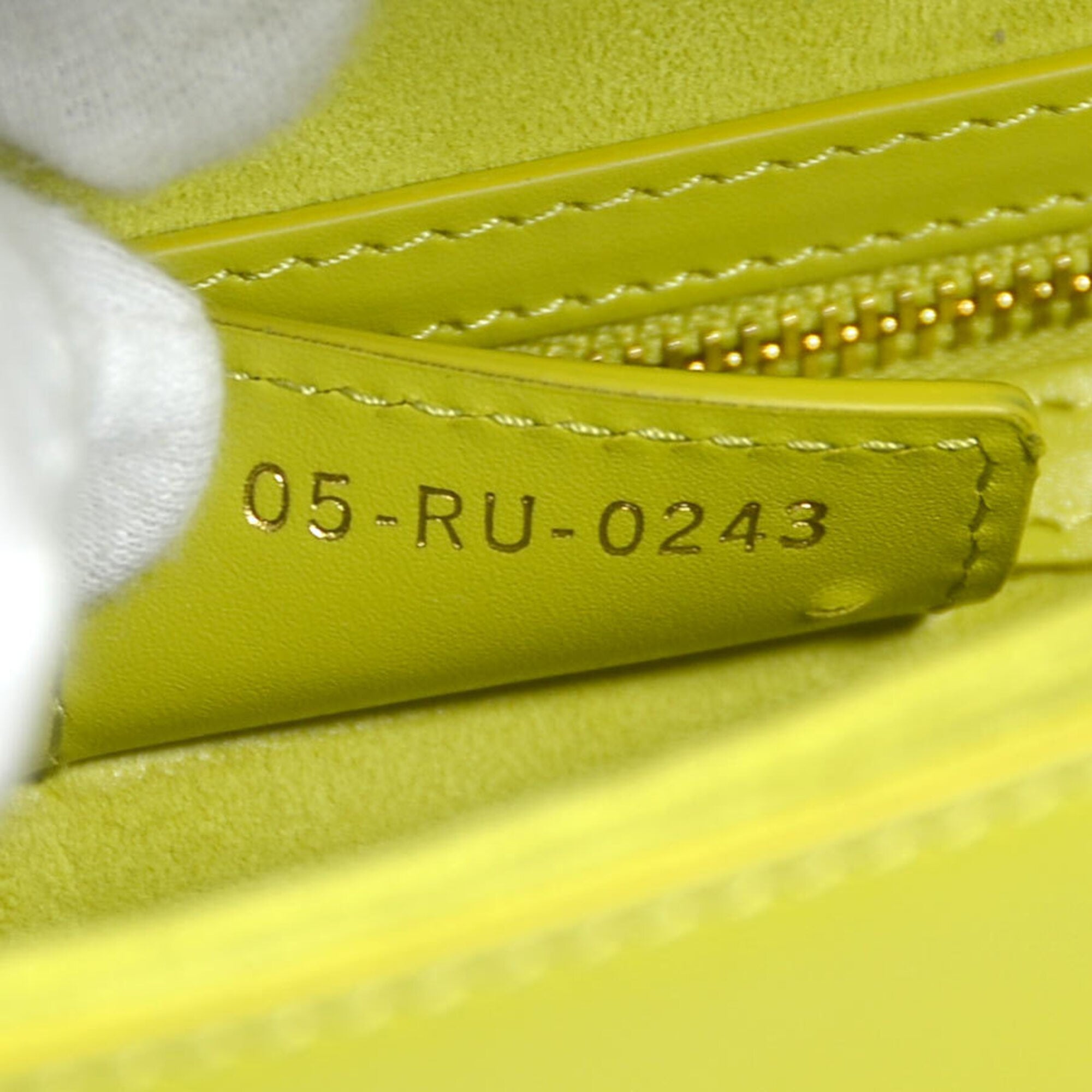 Christian Dior Yellow Leather Shoulder Bag (Pre-Owned)