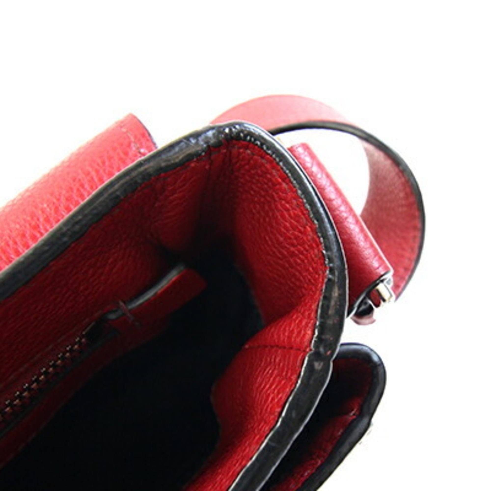 Prada Red Color Leather Shoulder Bag (Pre-Owned)