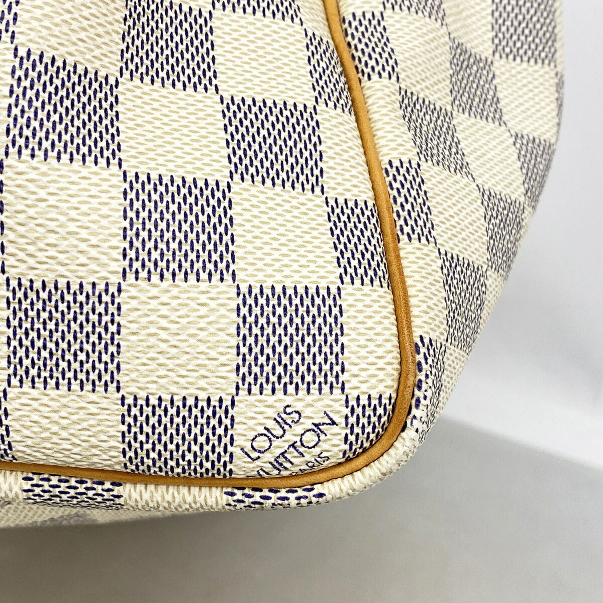Louis Vuitton White Boston Bag (Pre-Owned)
