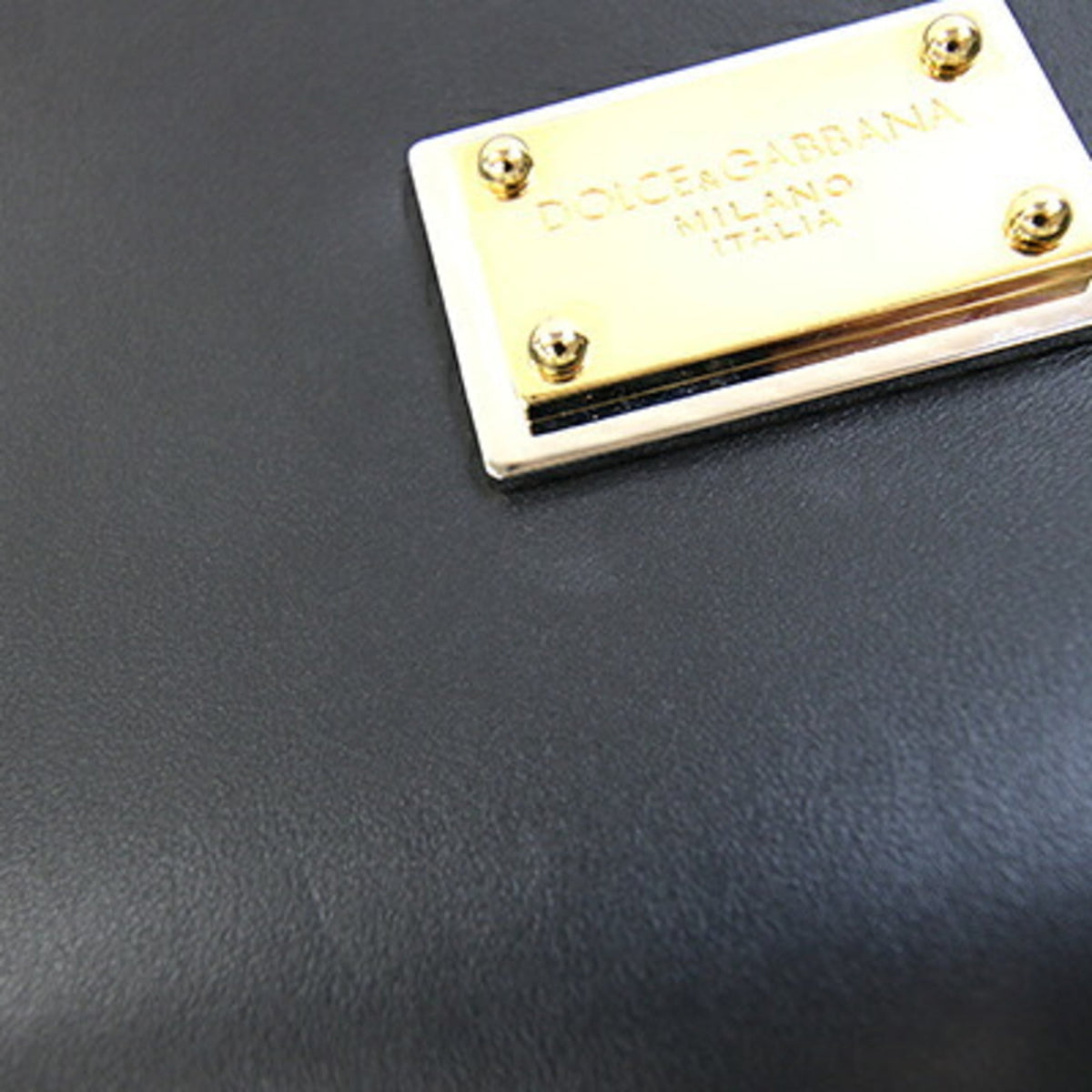 Dolce & Gabbana Black Leather Handbag (Pre-Owned)