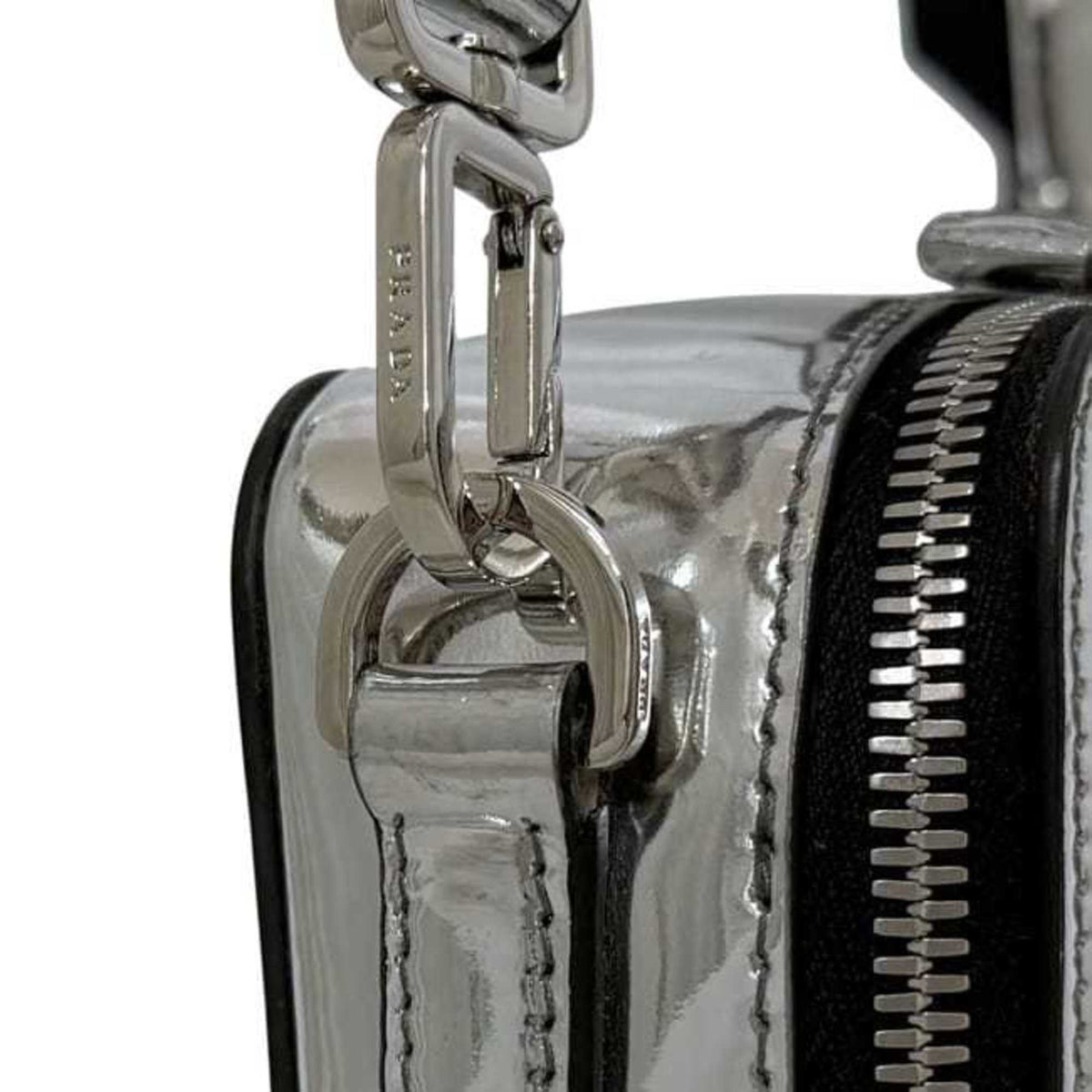 Prada Black Leather Shoulder Bag (Pre-Owned)