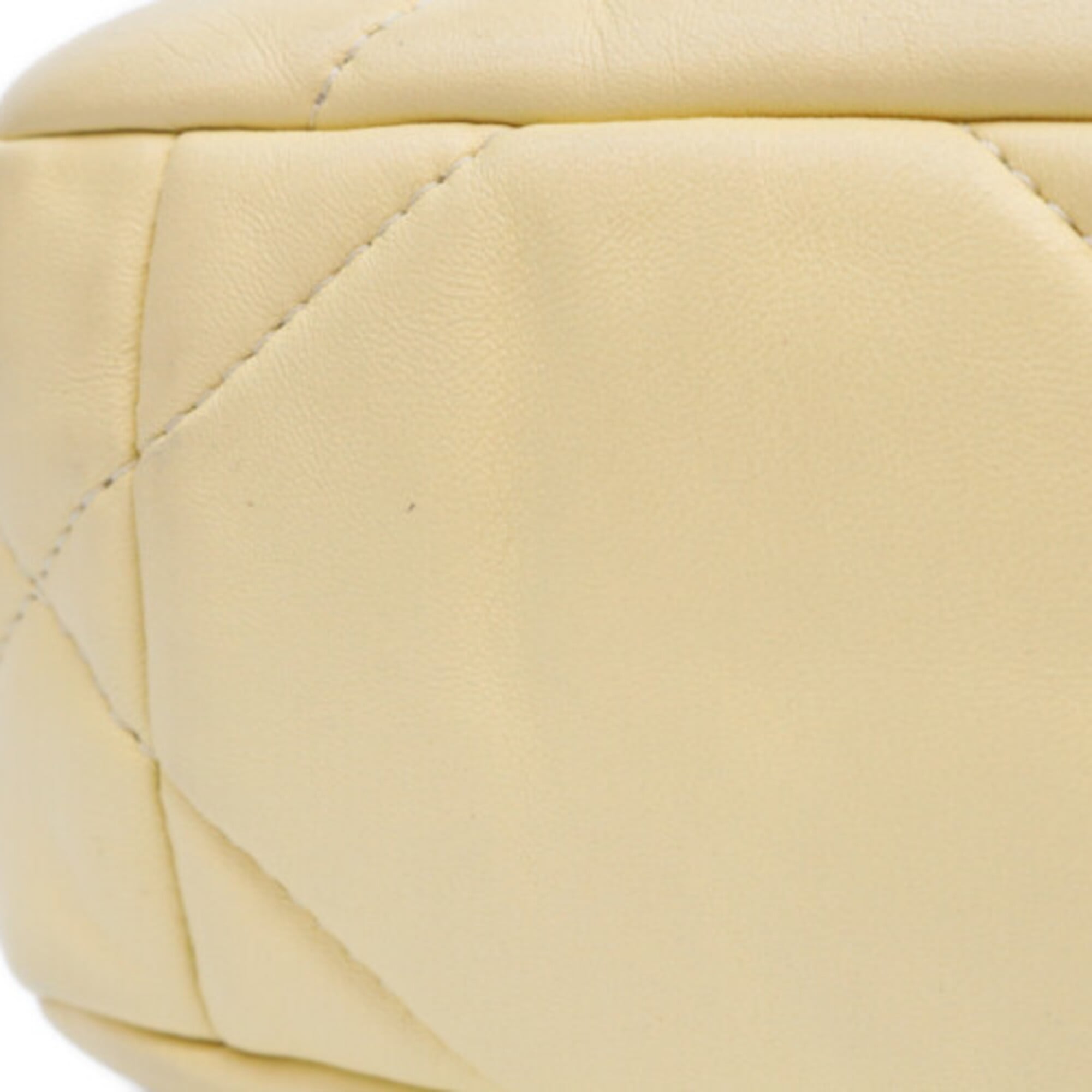 Chanel Yellow Leather Shoulder Bag (Pre-Owned)