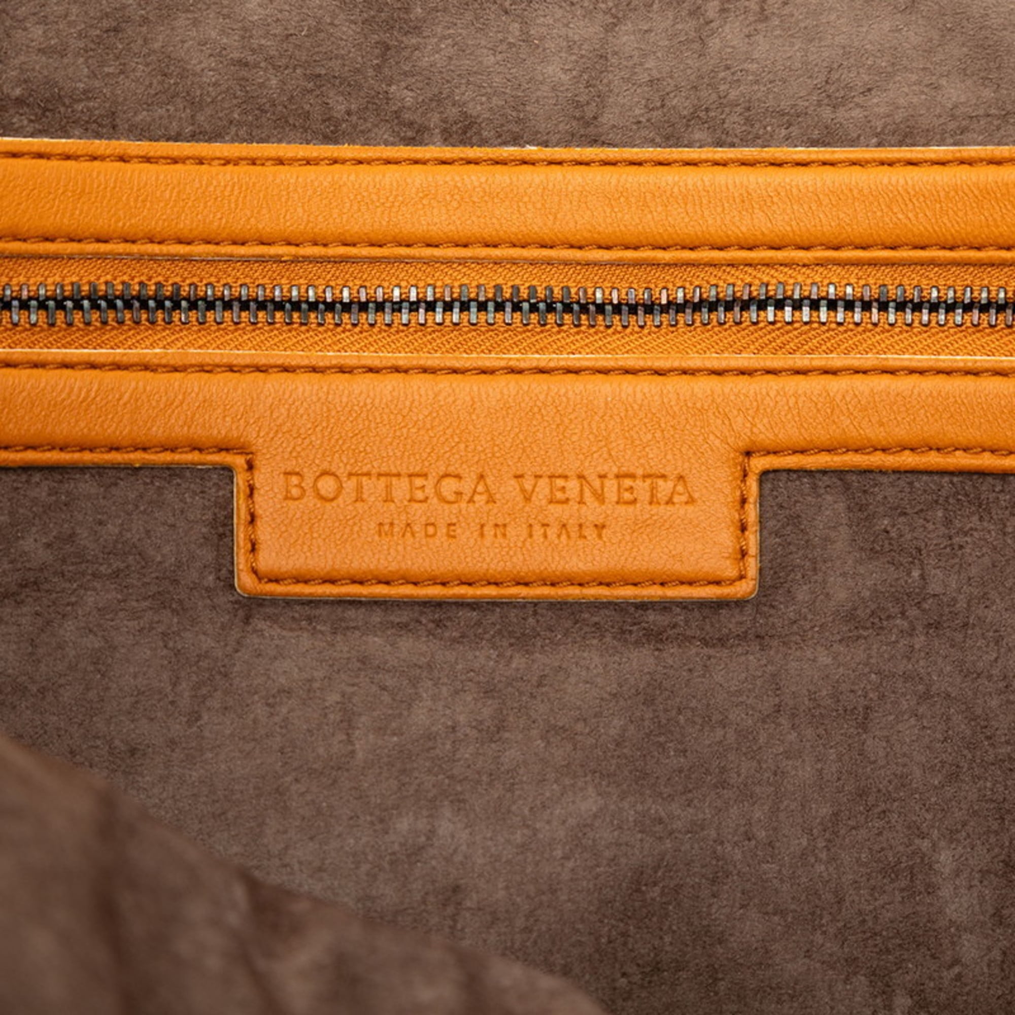 Bottega Veneta Orange Leather Shoulder Bag (Pre-Owned)
