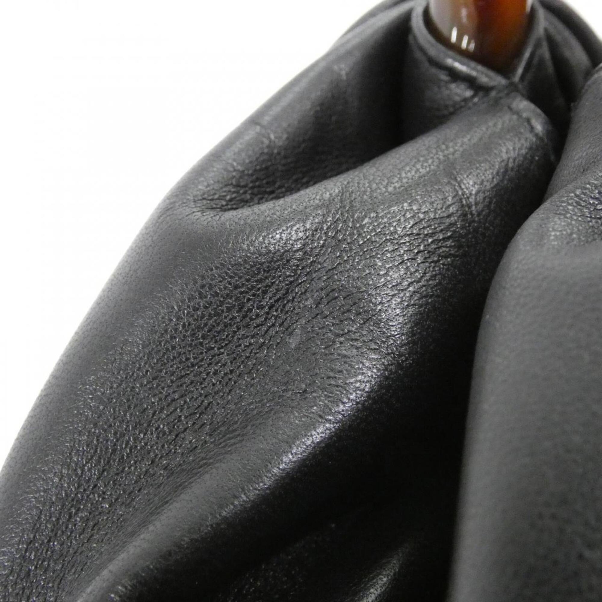 Chanel Black Leather Handbag (Pre-Owned)