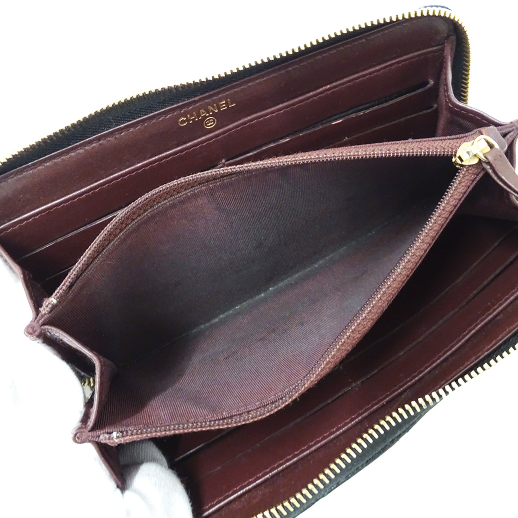 Chanel Black Grained Calfskin Long Wallet (Bi-Fold) (Pre-Owned)