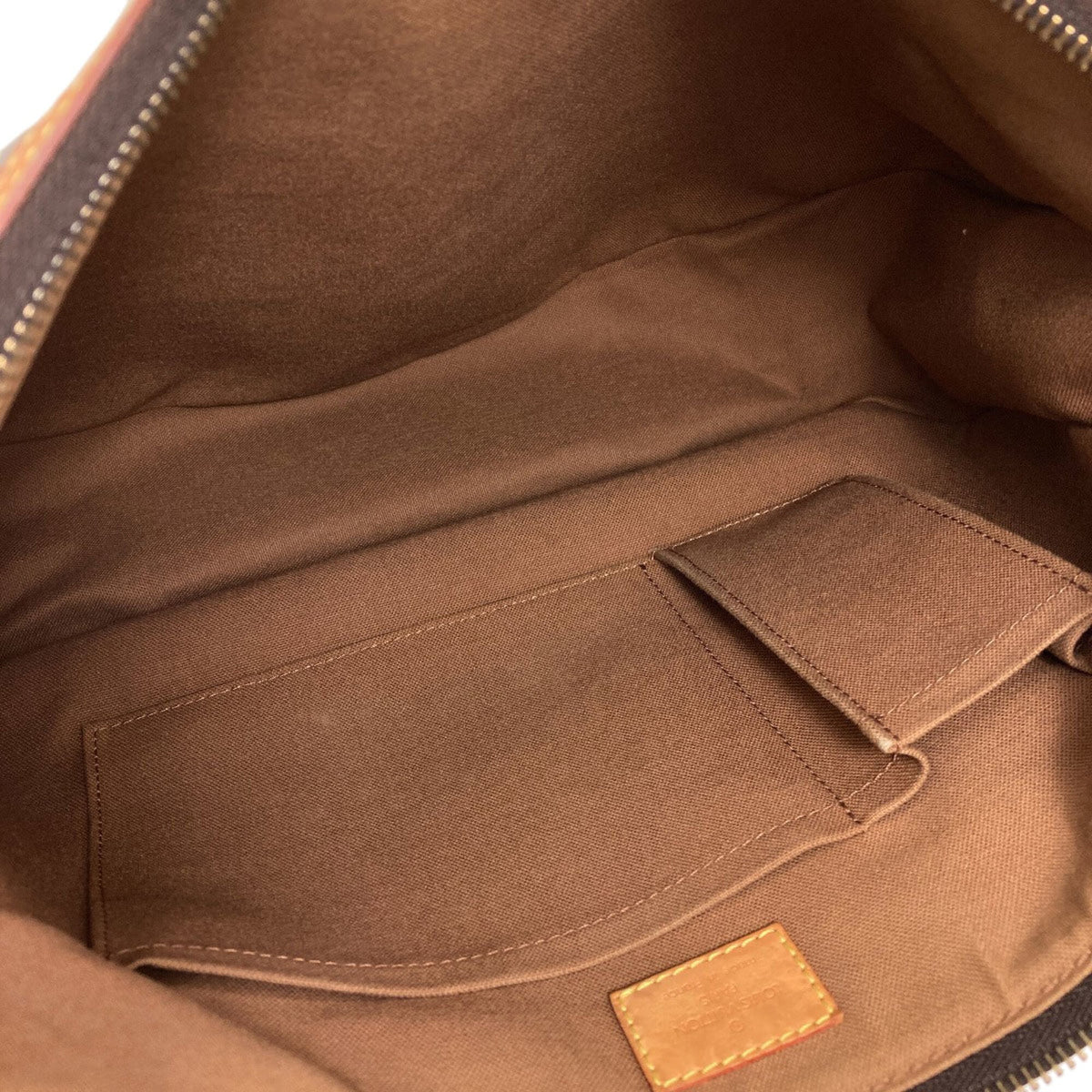 Louis Vuitton Monogram Monogram Canvas Shoulder Bag (Pre-Owned)