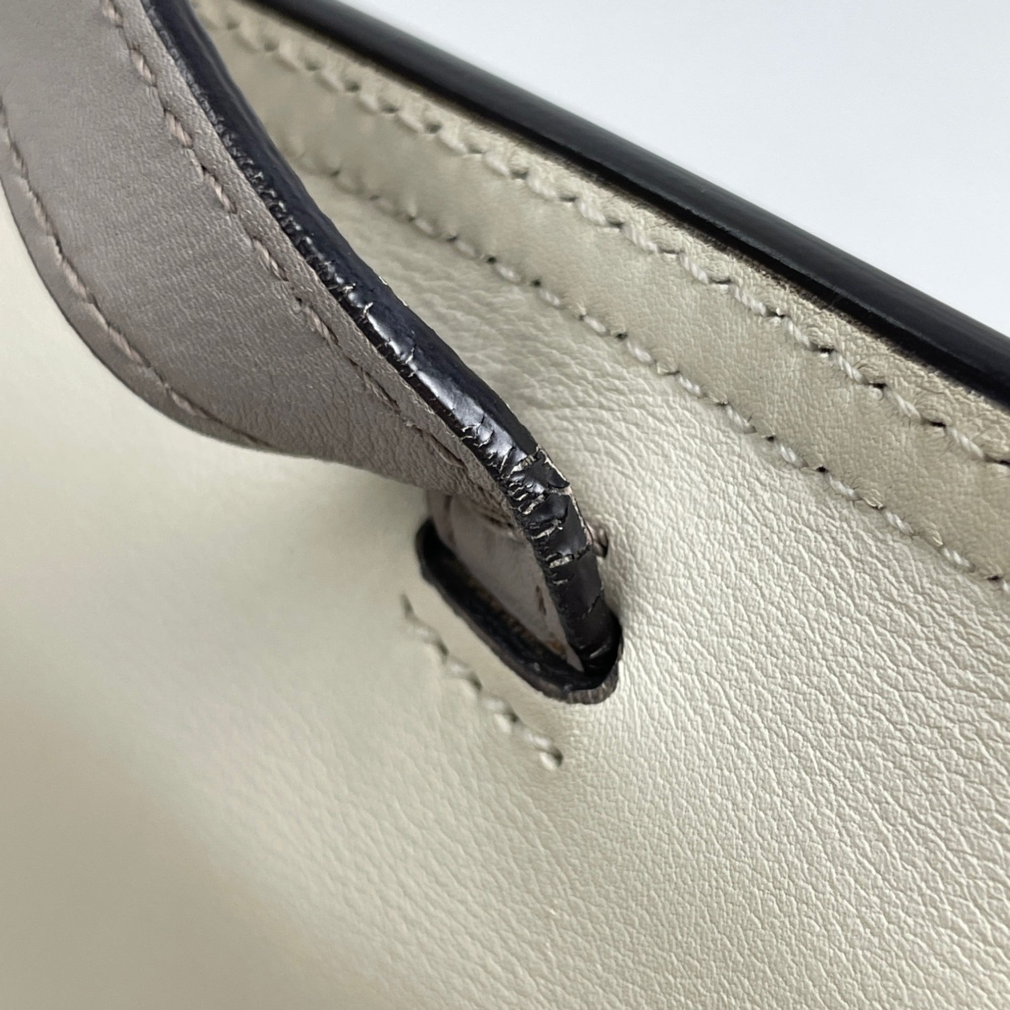 Gucci Bamboo White Leather Shoulder Bag (Pre-Owned)