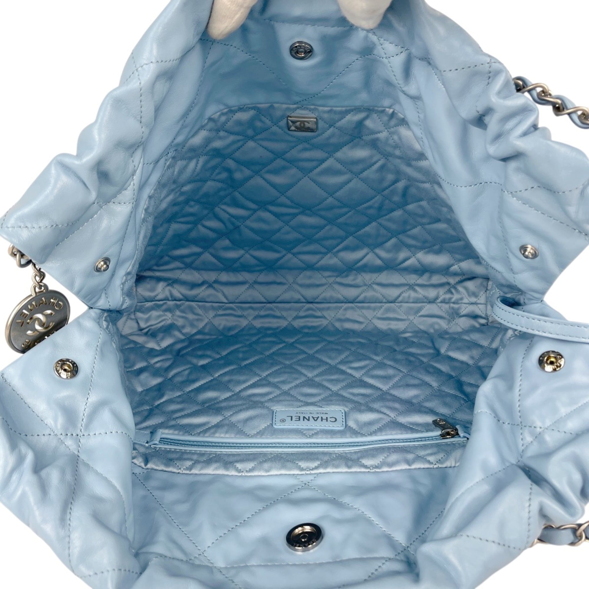 Chanel Matelasse Light Blue Leather Shoulder Bag (Pre-Owned)