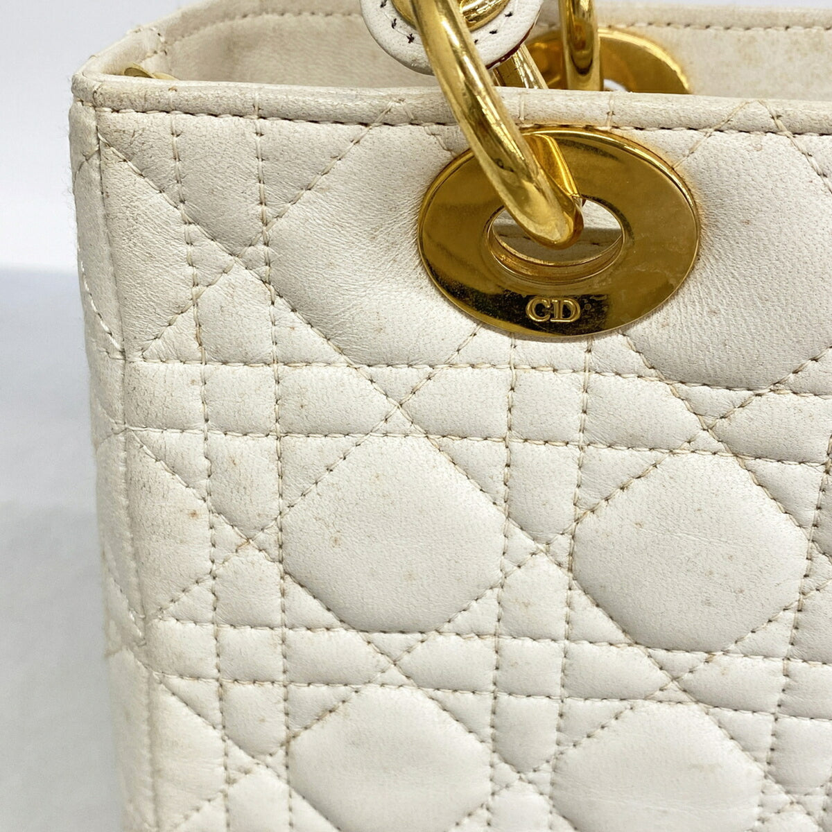 Christian Dior White Leather Handbag (Pre-Owned)