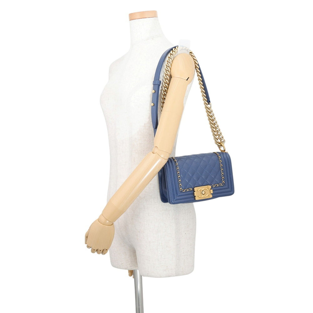 Chanel Blue Leather Handbag Shoulder Bag (Pre-Owned)