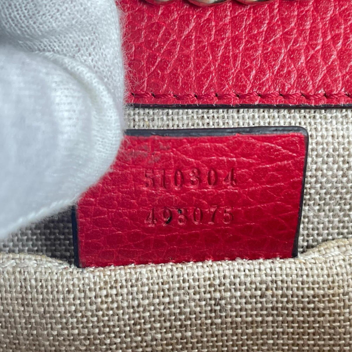 Gucci Red Color Leather Shoulder Bag (Pre-Owned)