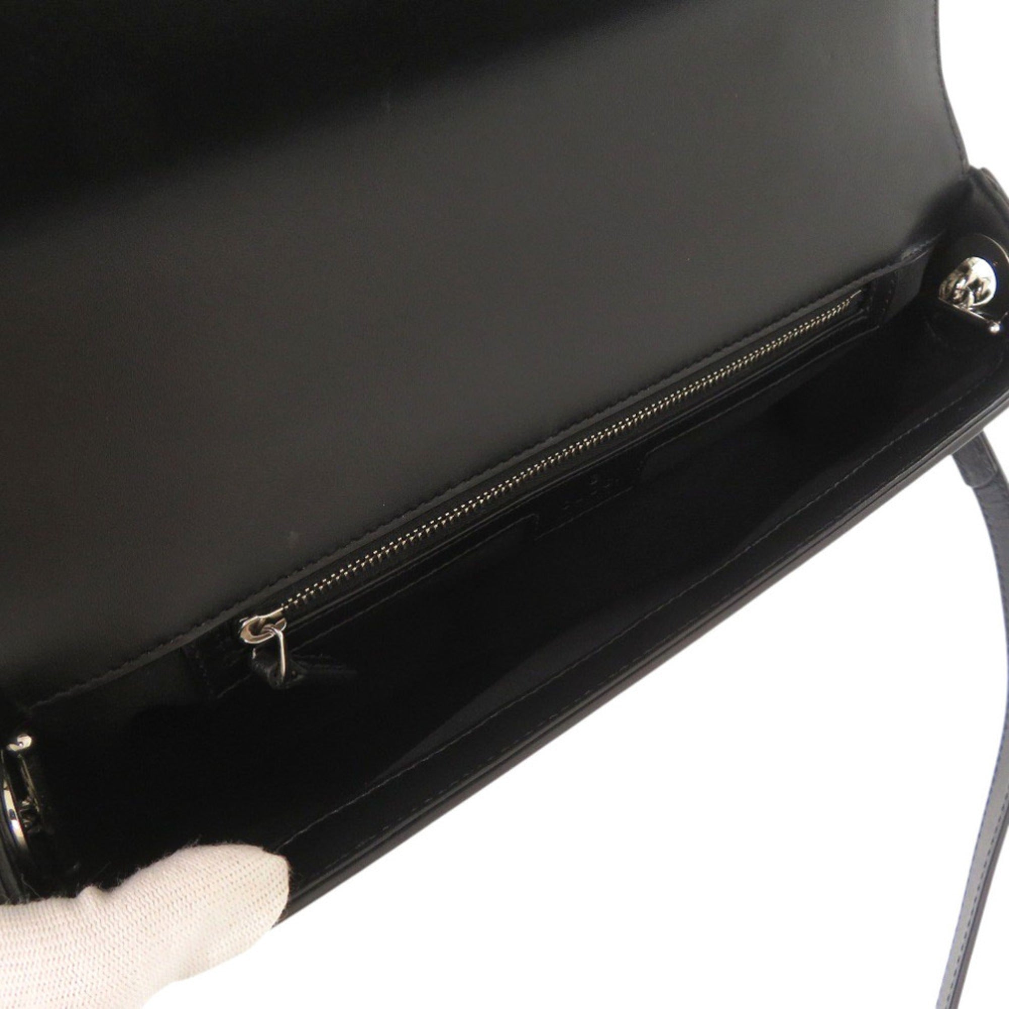 Gucci Black Leather Shoulder Bag (Pre-Owned)