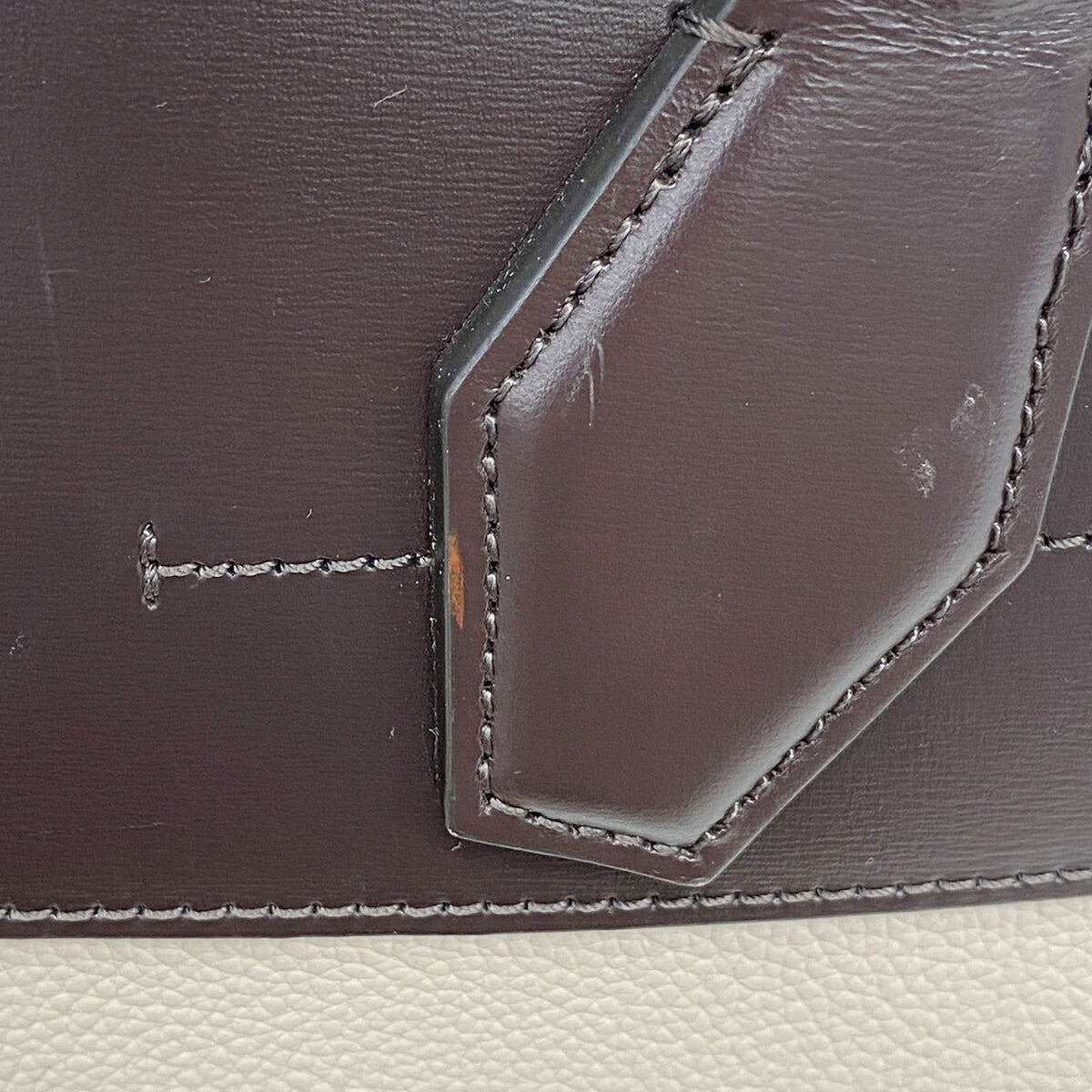 Louis Vuitton Beige Handbag (Pre-Owned)