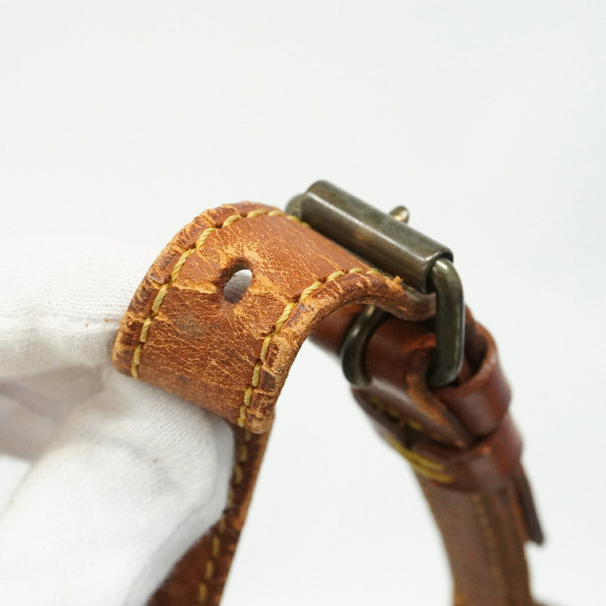Louis Vuitton Brown Shoulder Bag (Pre-Owned)