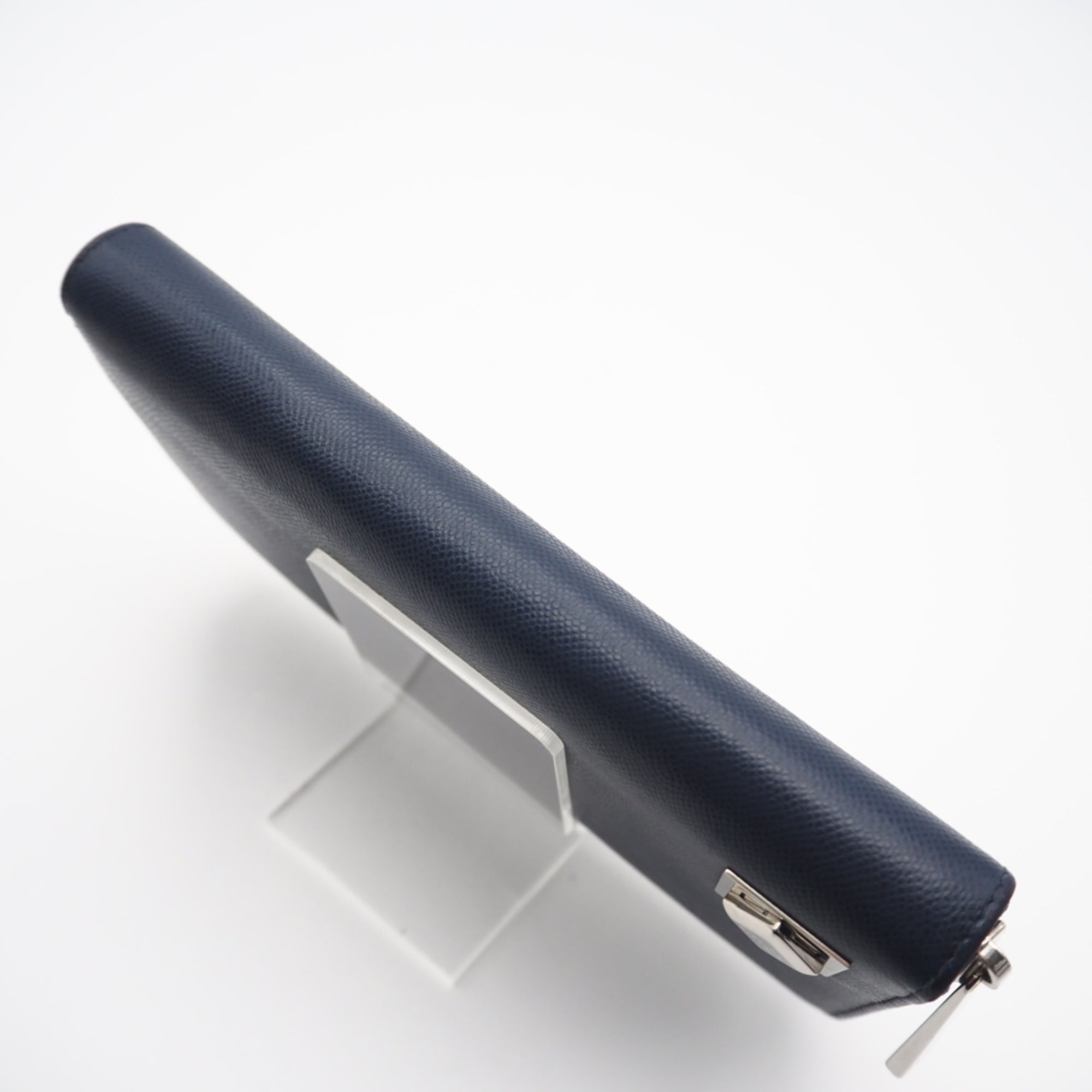 Christian Dior Blue Navy Leather Long Wallet (Bi-Fold) (Pre-Owned)