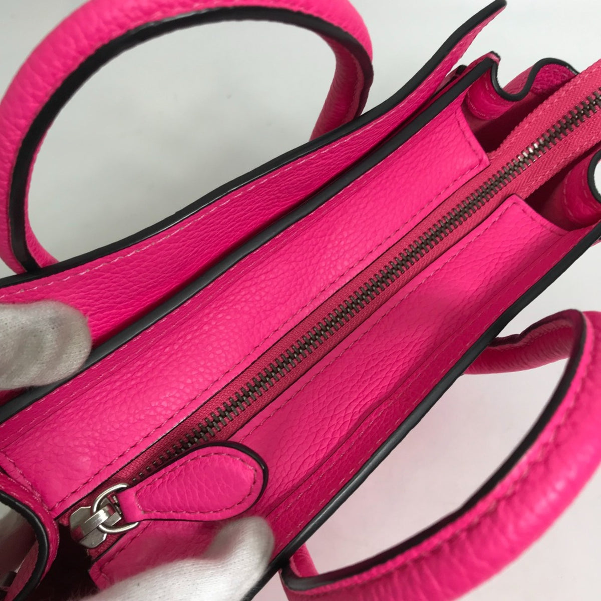 Celine Pink Leather Handbag (Pre-Owned)