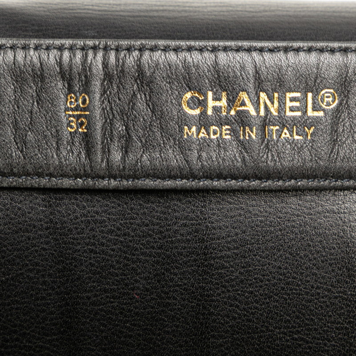Chanel Black Leather Fanny Pack Shoulder Bag (Pre-Owned)