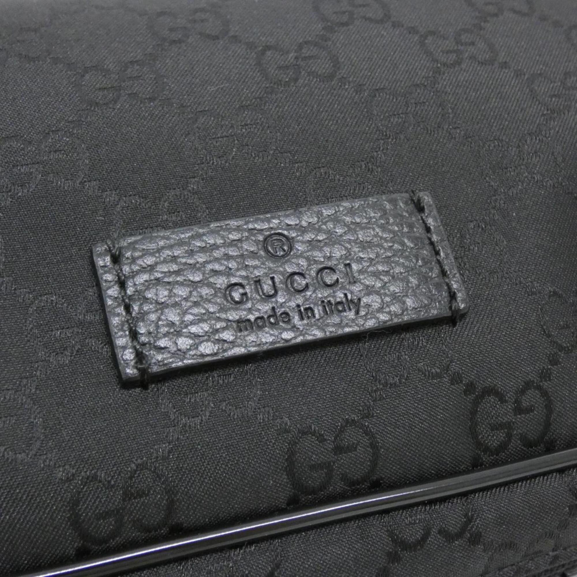 Gucci Black Nylon Shoulder Bag (Pre-Owned)