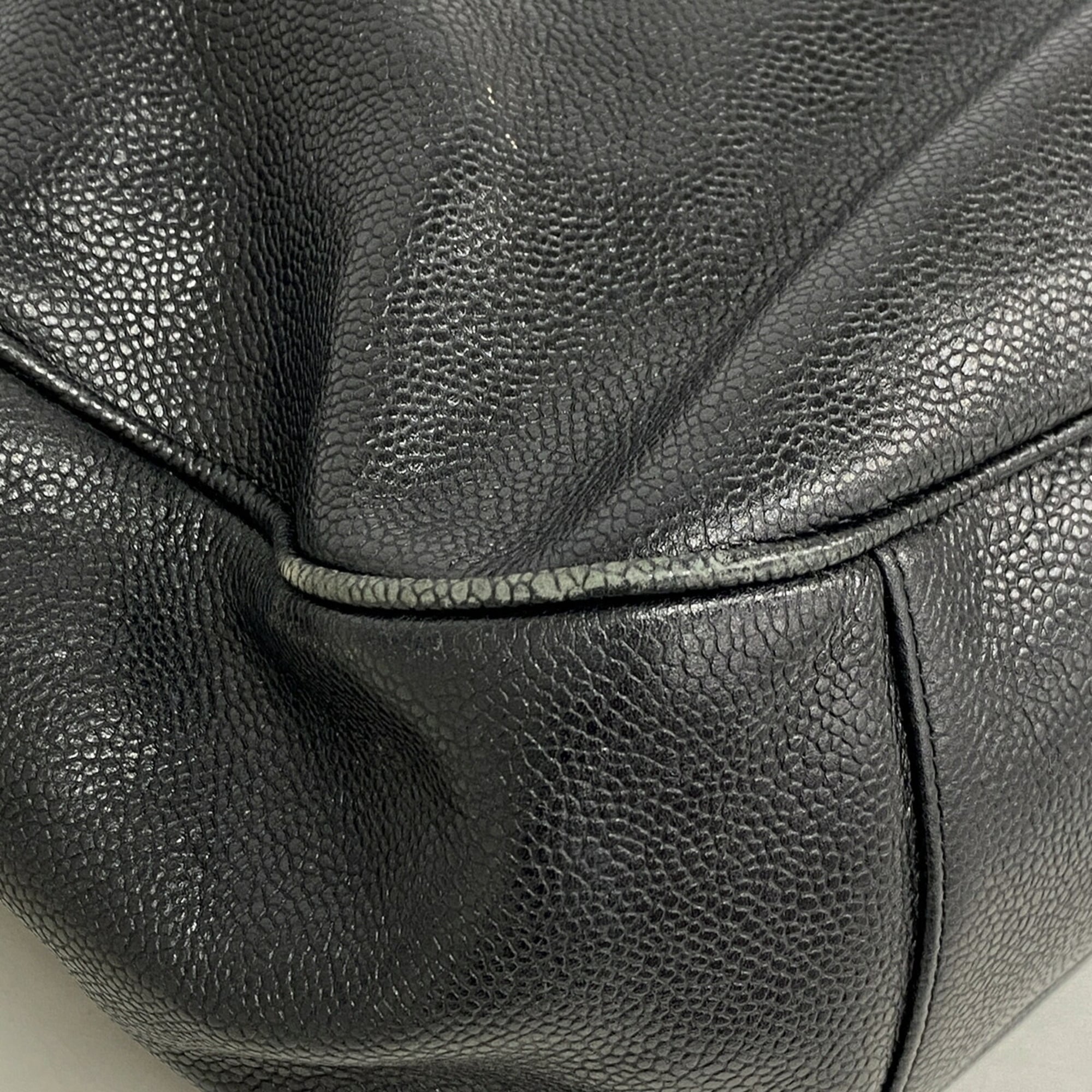 Chanel Black Grained Calfskin Tote Bag (Pre-Owned)
