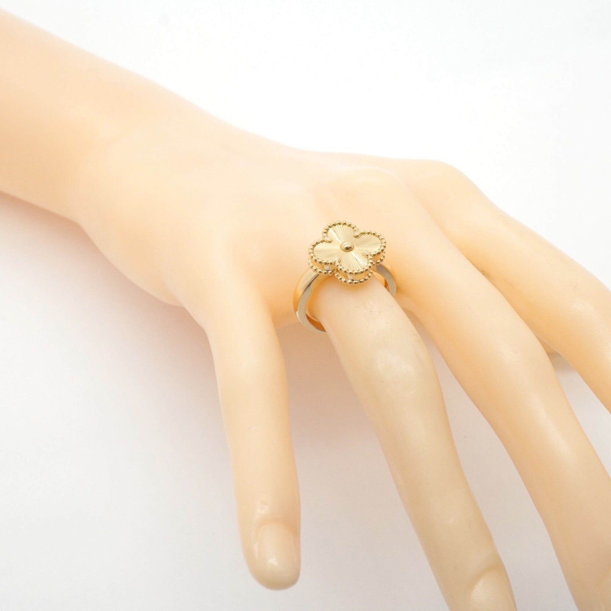 Van Cleef & Arpels Yellow Gold (18K) Band Ring (Pre-Owned)