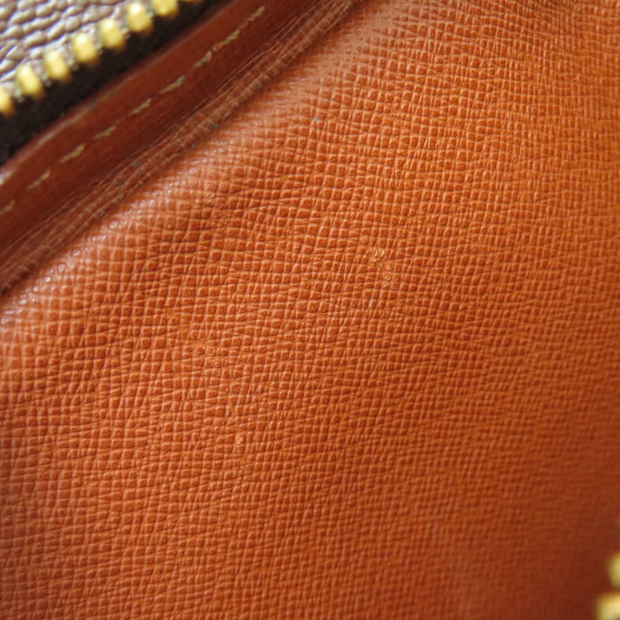 Louis Vuitton Monogram Monogram Monogram Shoulder Bag (Pre-Owned)