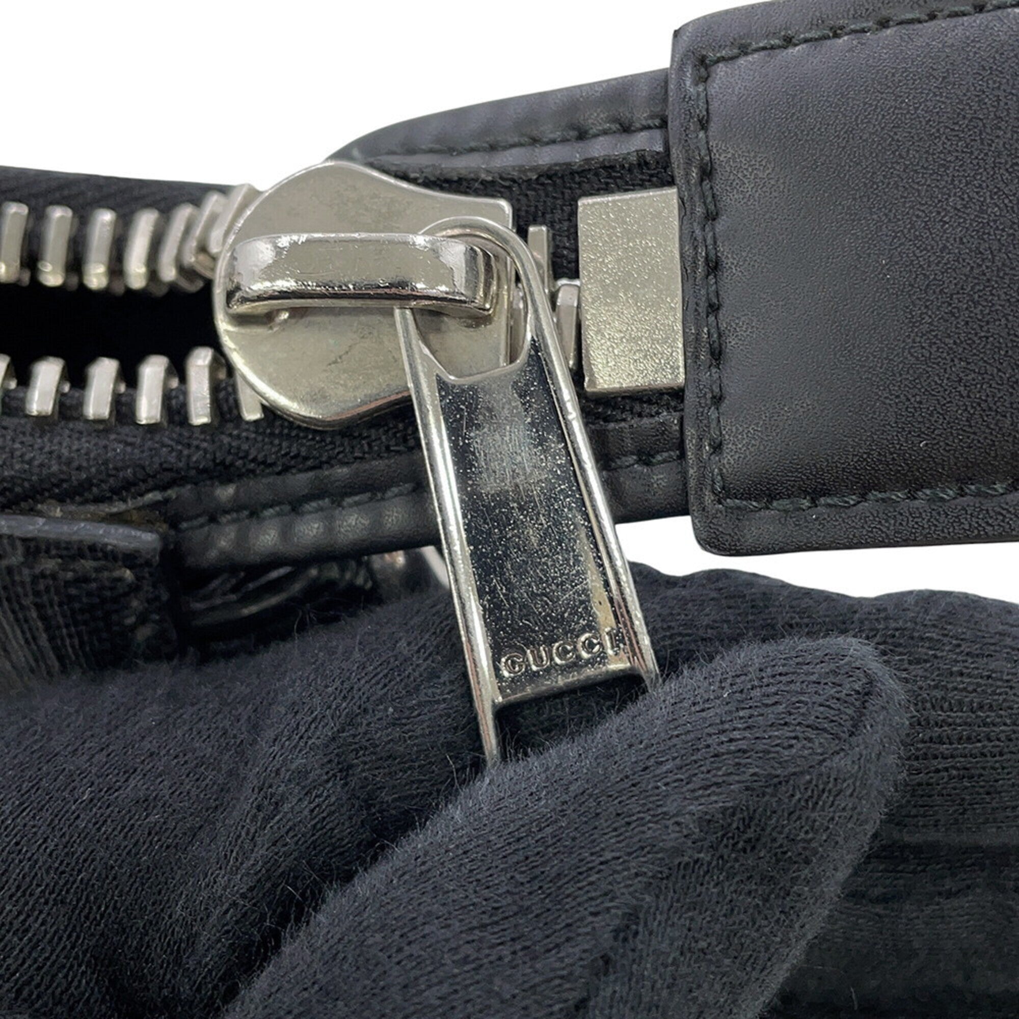Gucci Black Gg Supreme Handbag Messenger Bag Shoulder Bag (Pre-Owned)