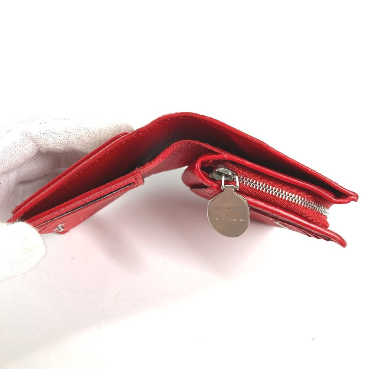 Louis Vuitton Red Color White Leather Wallet (Bi-Fold) (Pre-Owned)