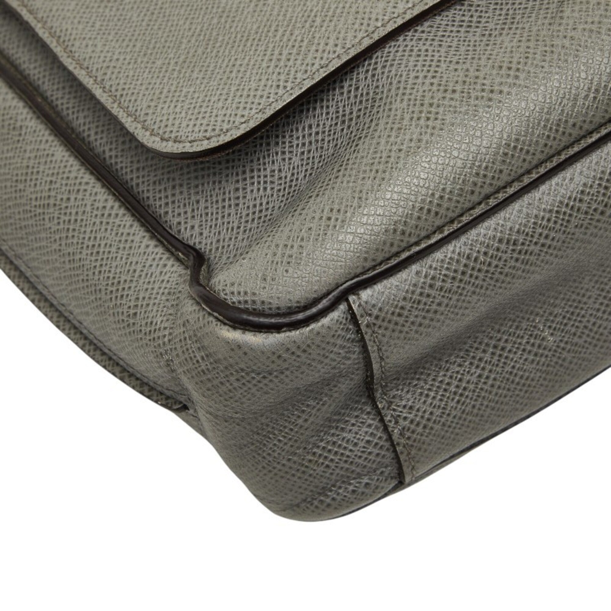 Louis Vuitton Glacier Gray Leather Shoulder Bag (Pre-Owned)