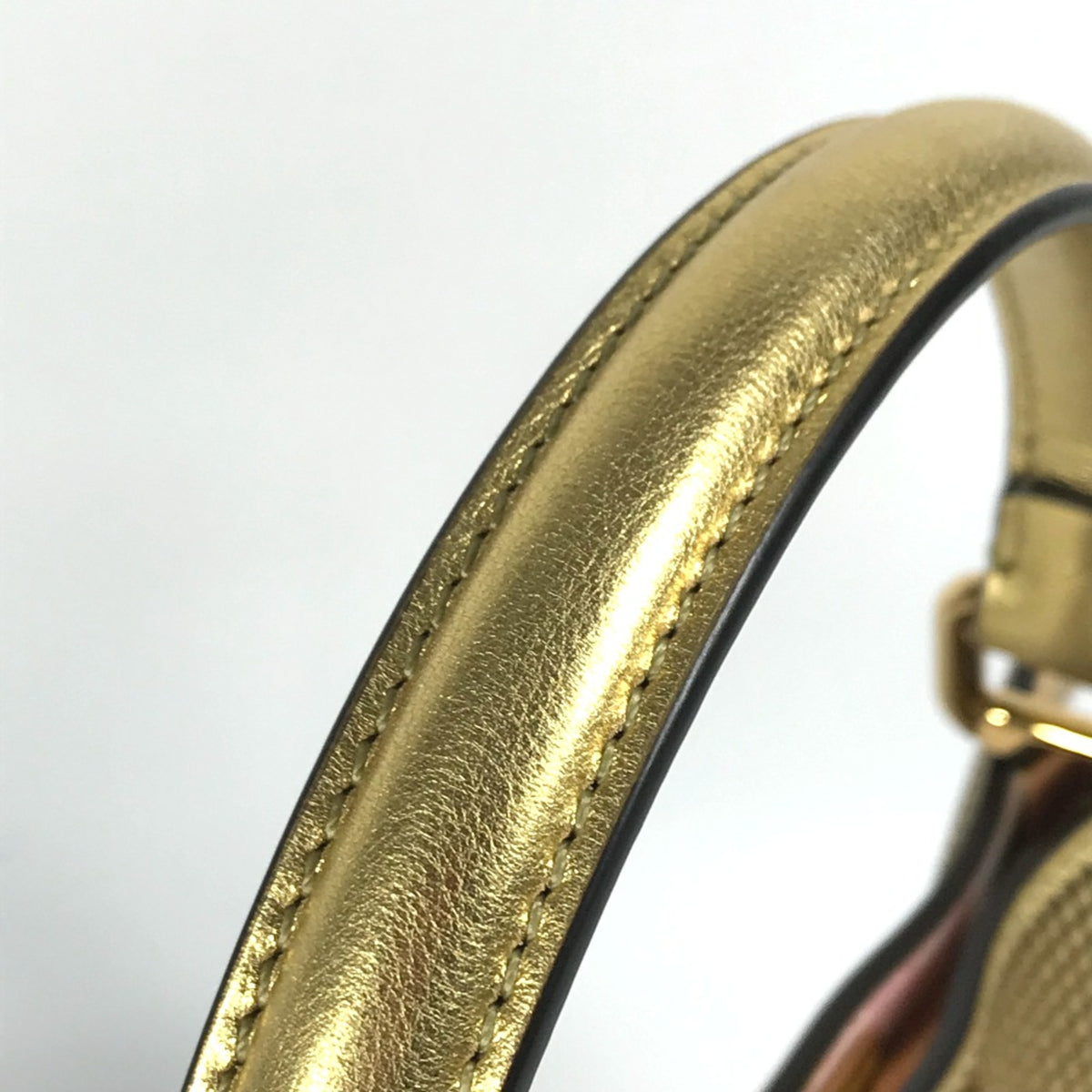 Fendi Gold Leather Handbag (Pre-Owned)