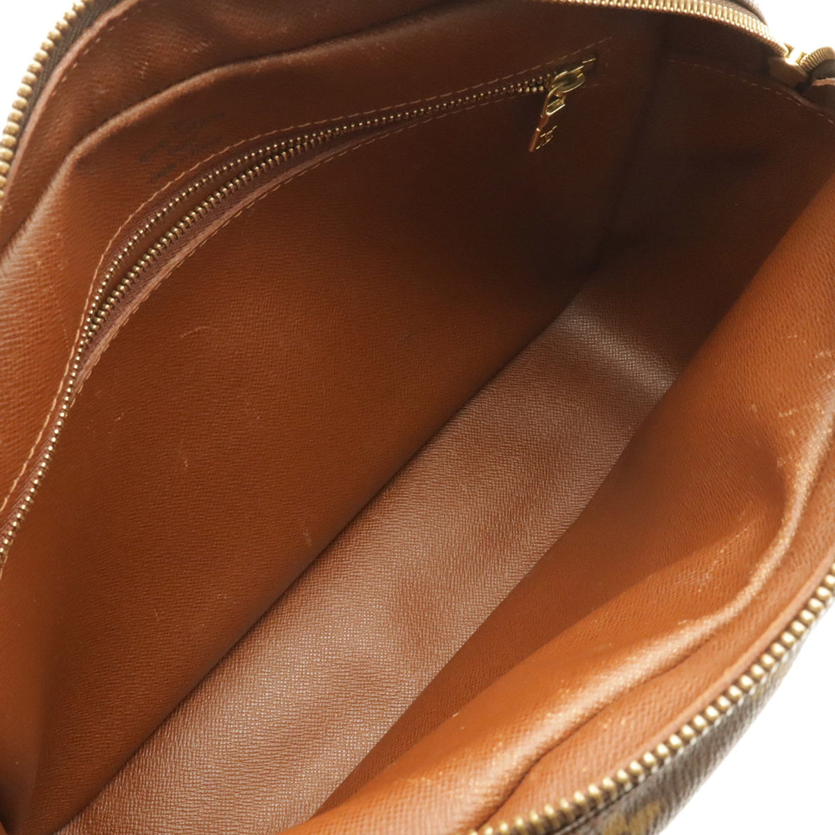 Louis Vuitton Brown Monogram Canvas Handbag Shoulder Bag (Pre-Owned)