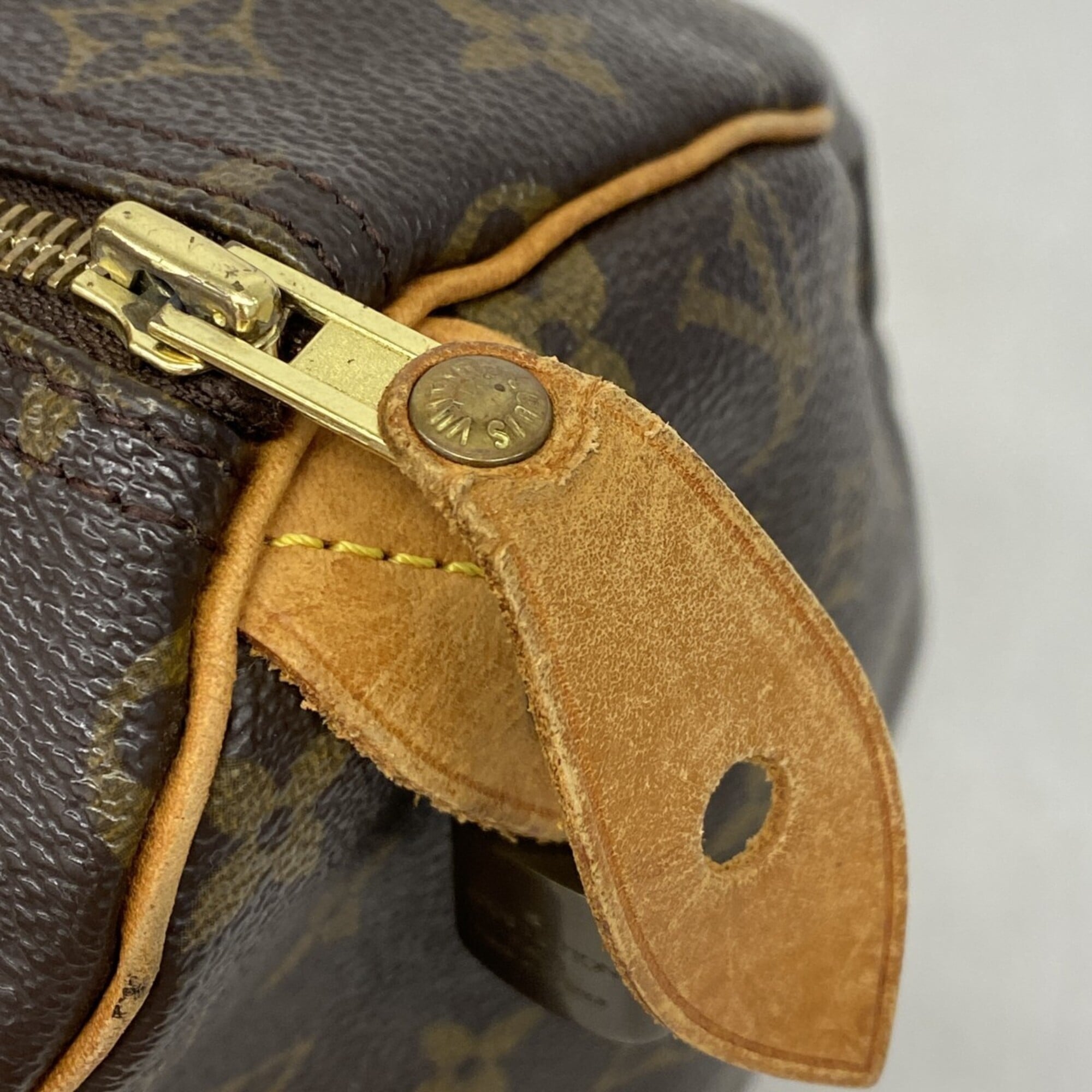 Louis Vuitton Brown Handbag (Pre-Owned)