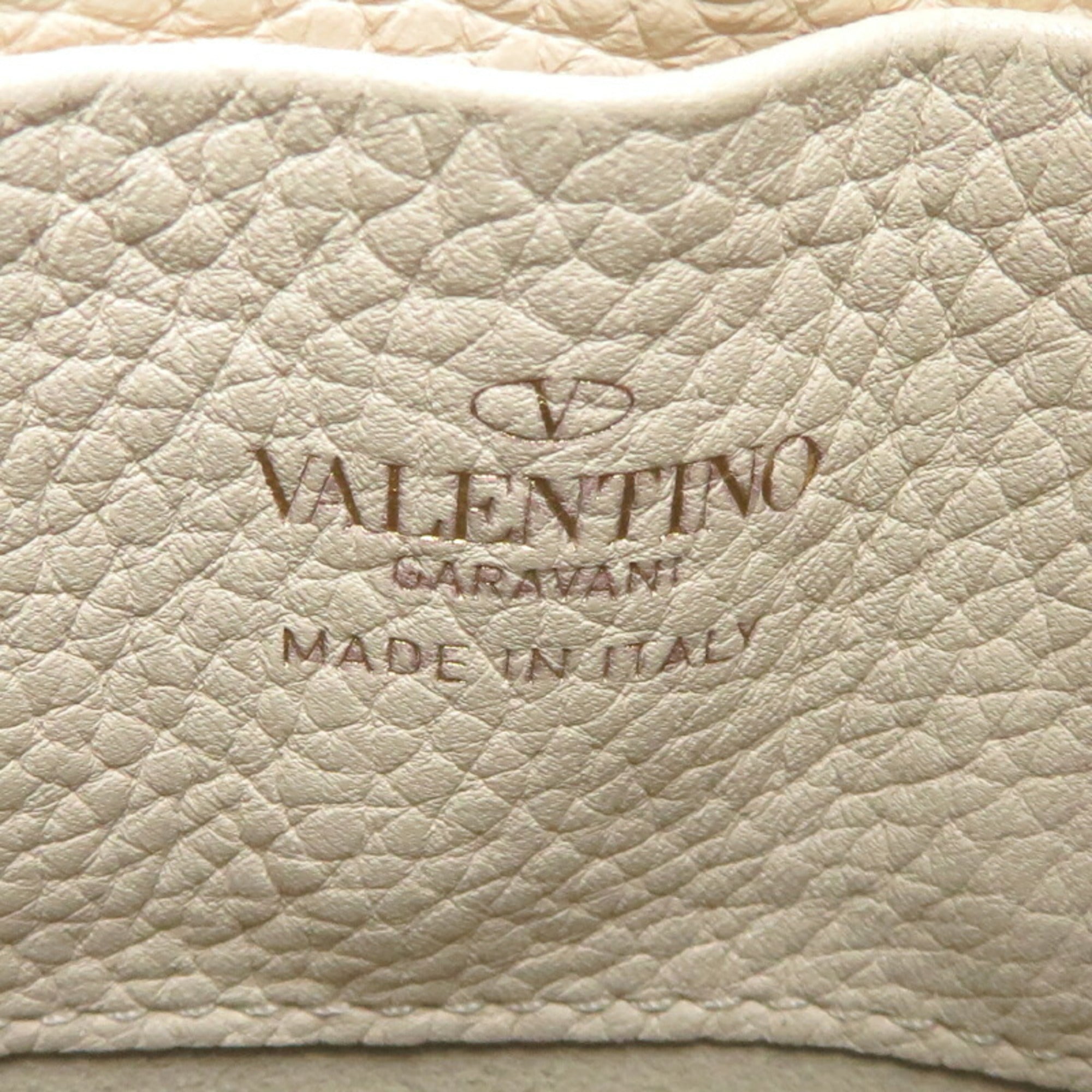 Valentino Garavani White Leather Handbag (Pre-Owned)