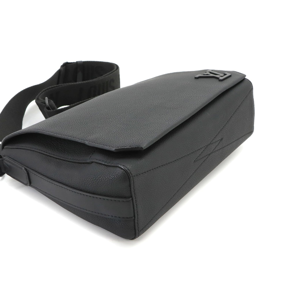 Louis Vuitton Black Leather Handbag Messenger Bag Shoulder Bag (Pre-Owned)