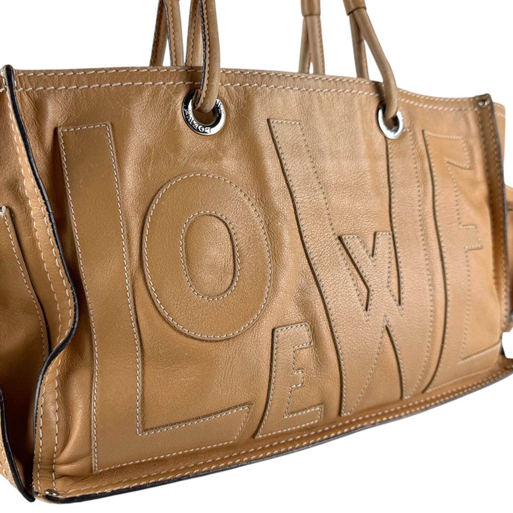 Loewe Light Brown Leather Shoulder Bag (Pre-Owned)