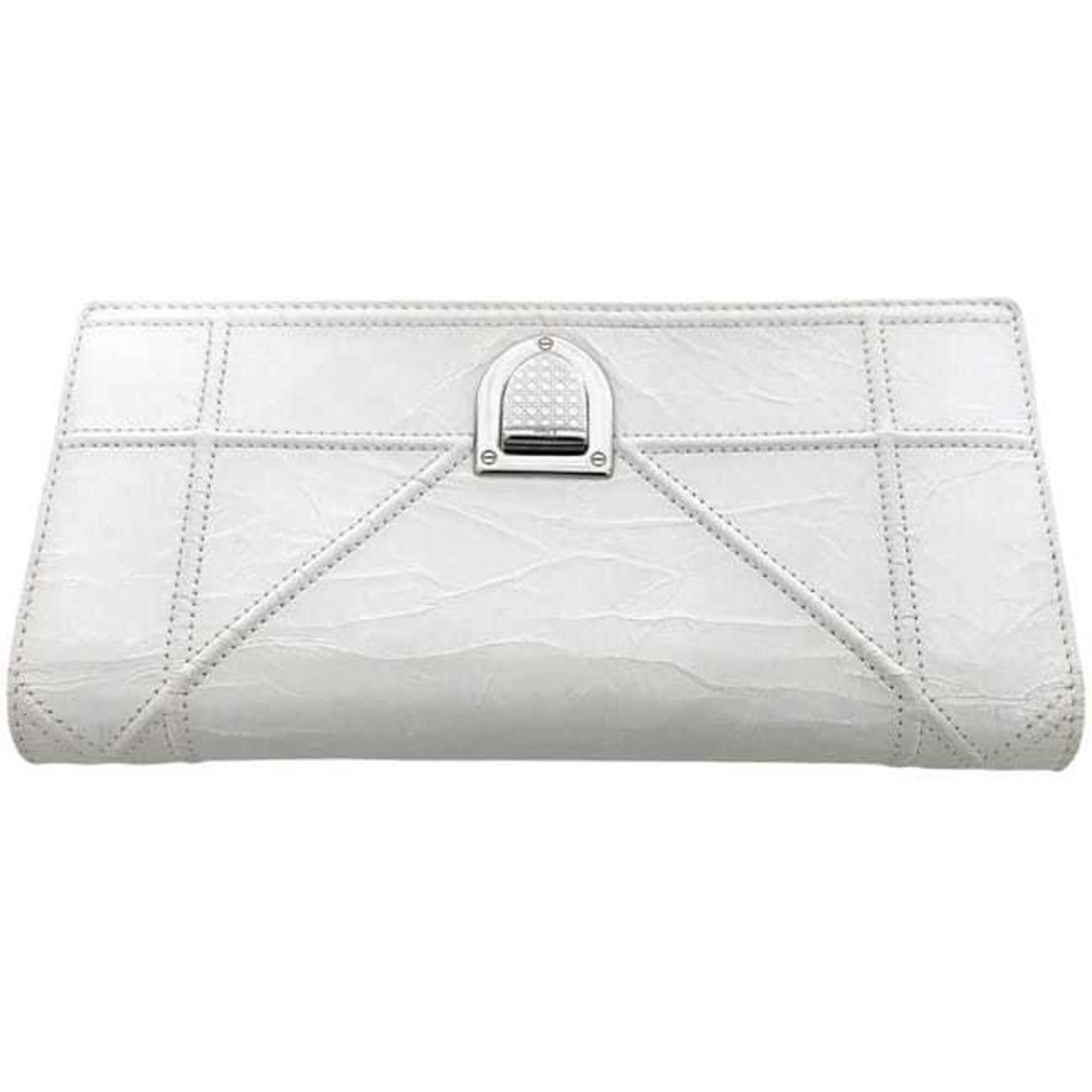 Christian Dior White Leather Shoulder Bag (Pre-Owned)