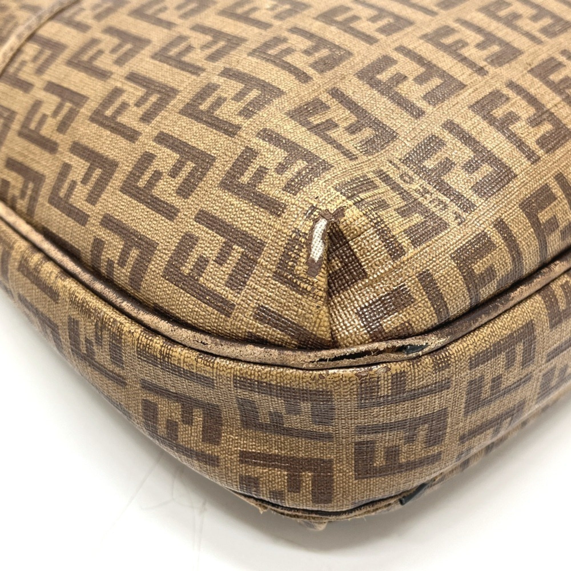 Fendi Beige Pvc Pochette Shoulder Bag (Pre-Owned)