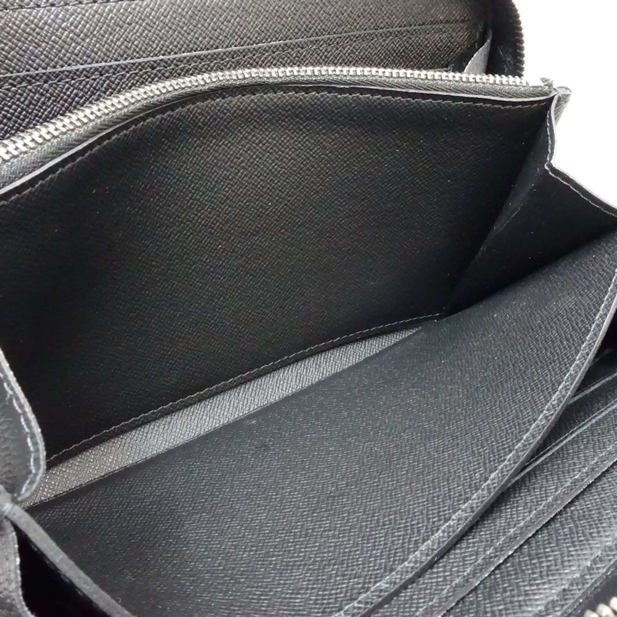 Louis Vuitton Black Monogram Eclipse Long Wallet (Bi-Fold) (Pre-Owned)