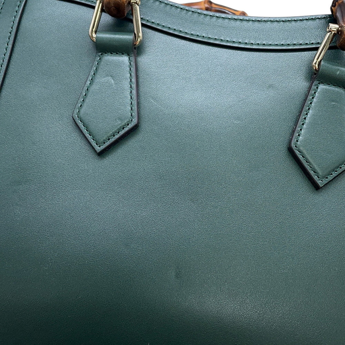 Gucci Green Leather Handbag (Pre-Owned)