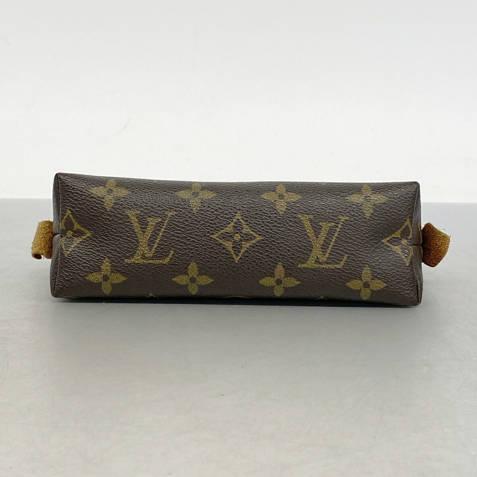 Louis Vuitton Brown Pouch (Pre-Owned)