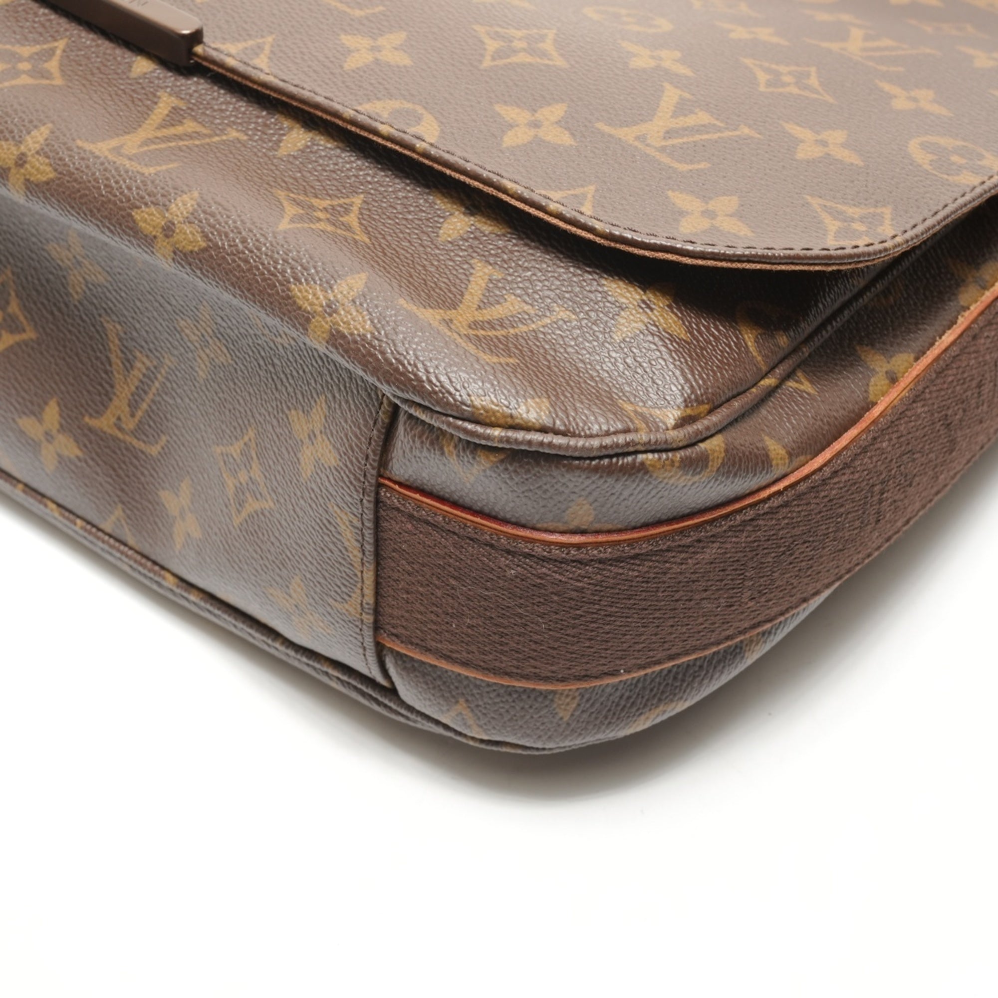 Louis Vuitton Monogram Brown Monogram Shoulder Bag (Pre-Owned)