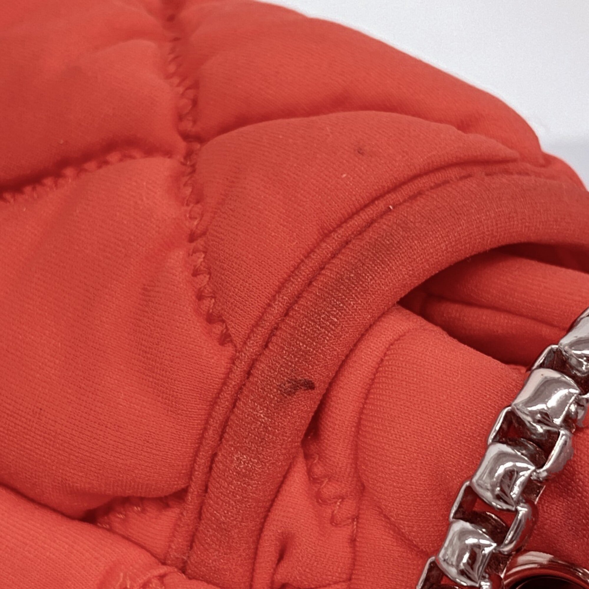 Chanel Red Color Nylon Shoulder Bag (Pre-Owned)