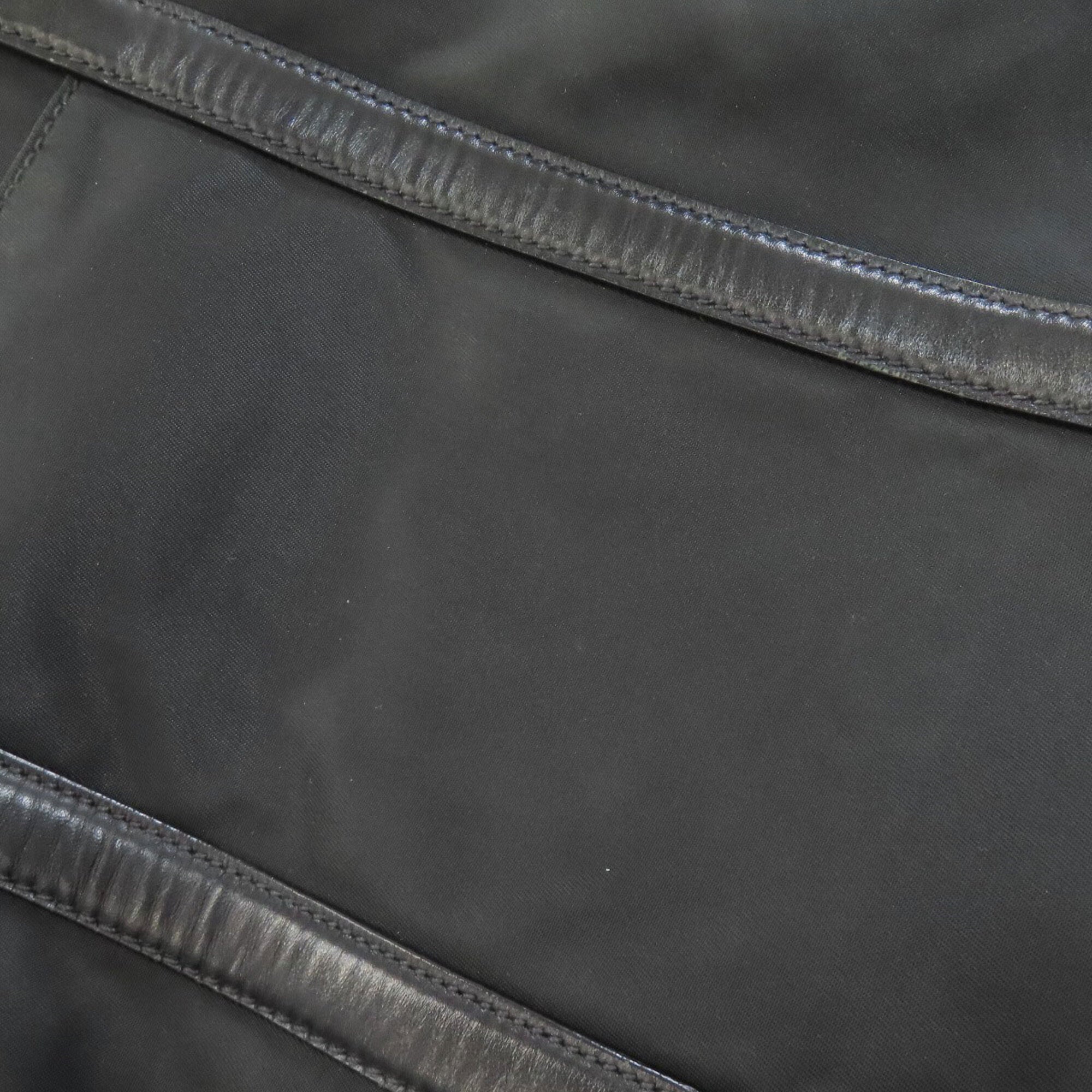 Prada Black Nylon Handbag (Pre-Owned)