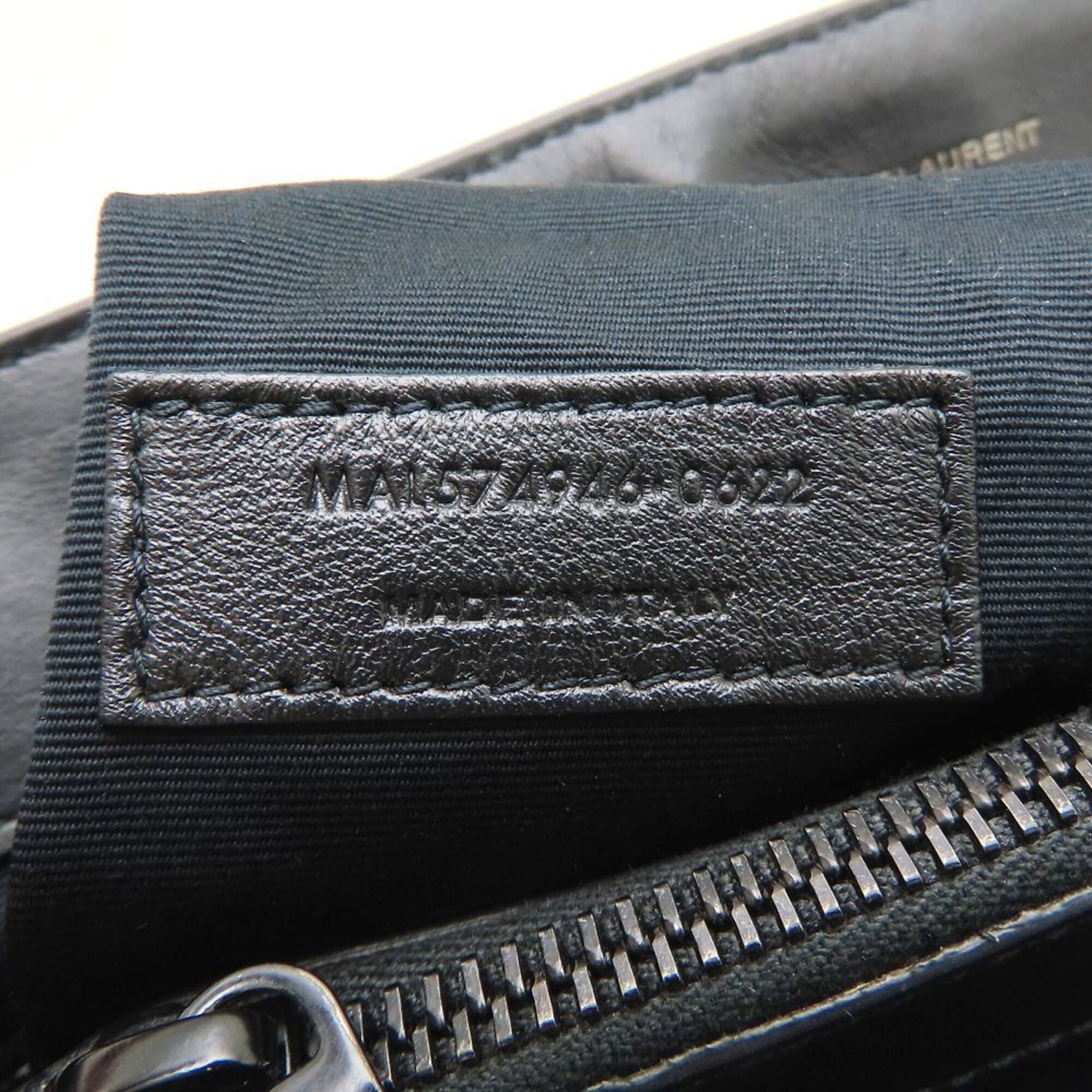Yves Saint Laurent Black Leather Shoulder Bag (Pre-Owned)