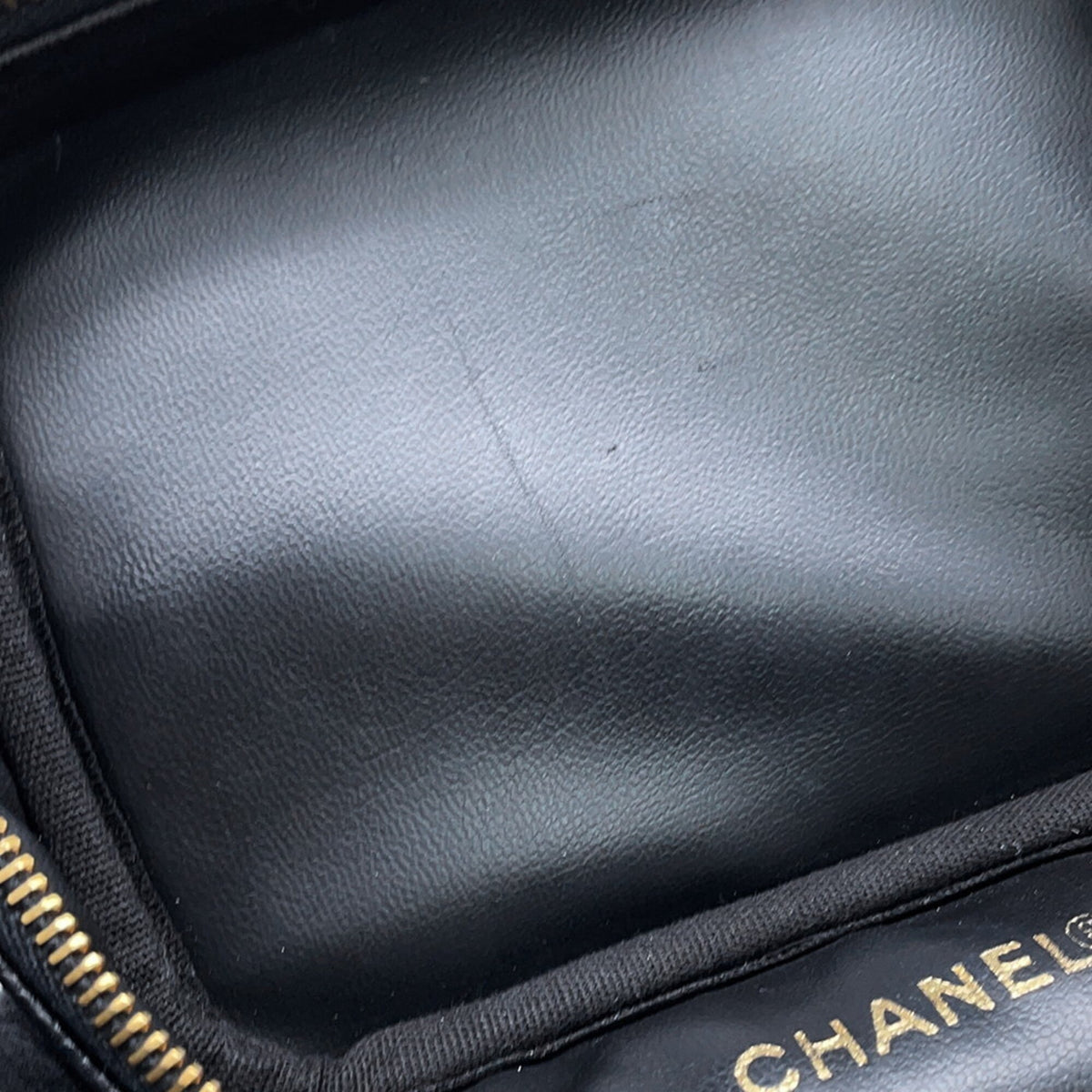 Chanel Black Grained Calfskin Handbag Vanity Bag (Pre-Owned)