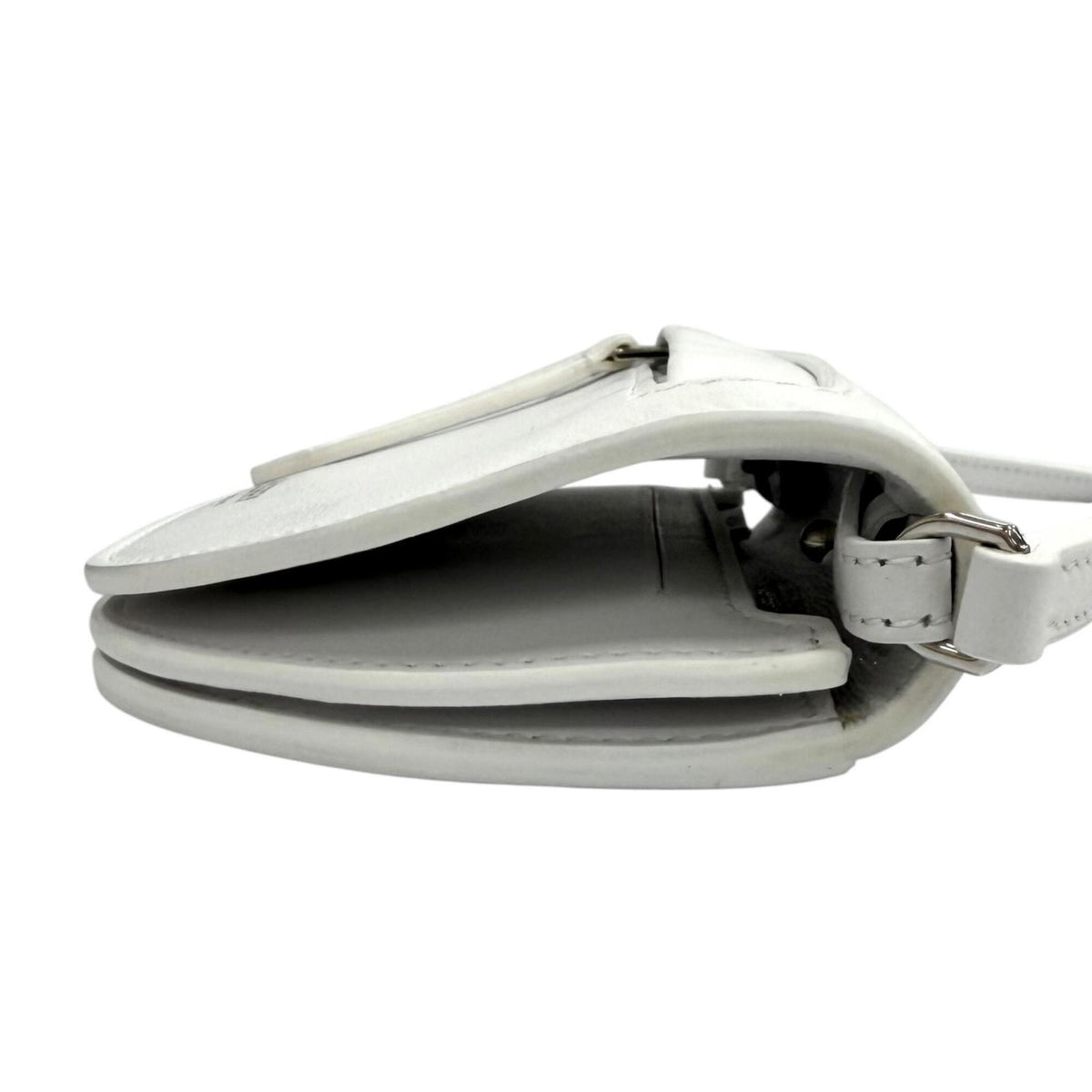 Burberry White Leather Pochette Shoulder Bag (Pre-Owned)