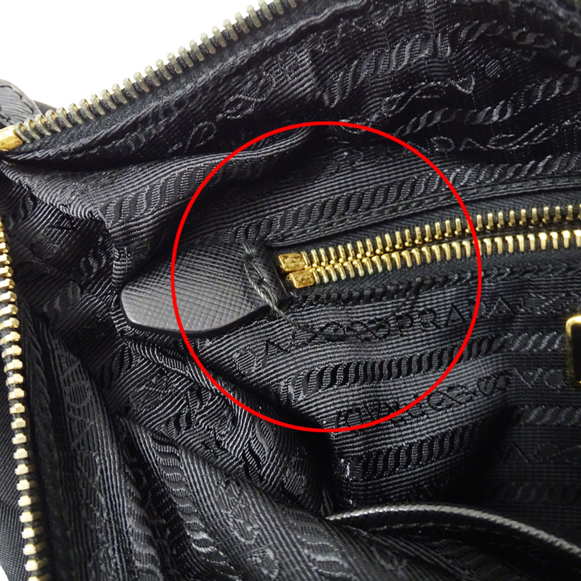 Prada Black Nylon Handbag Shoulder Bag (Pre-Owned)