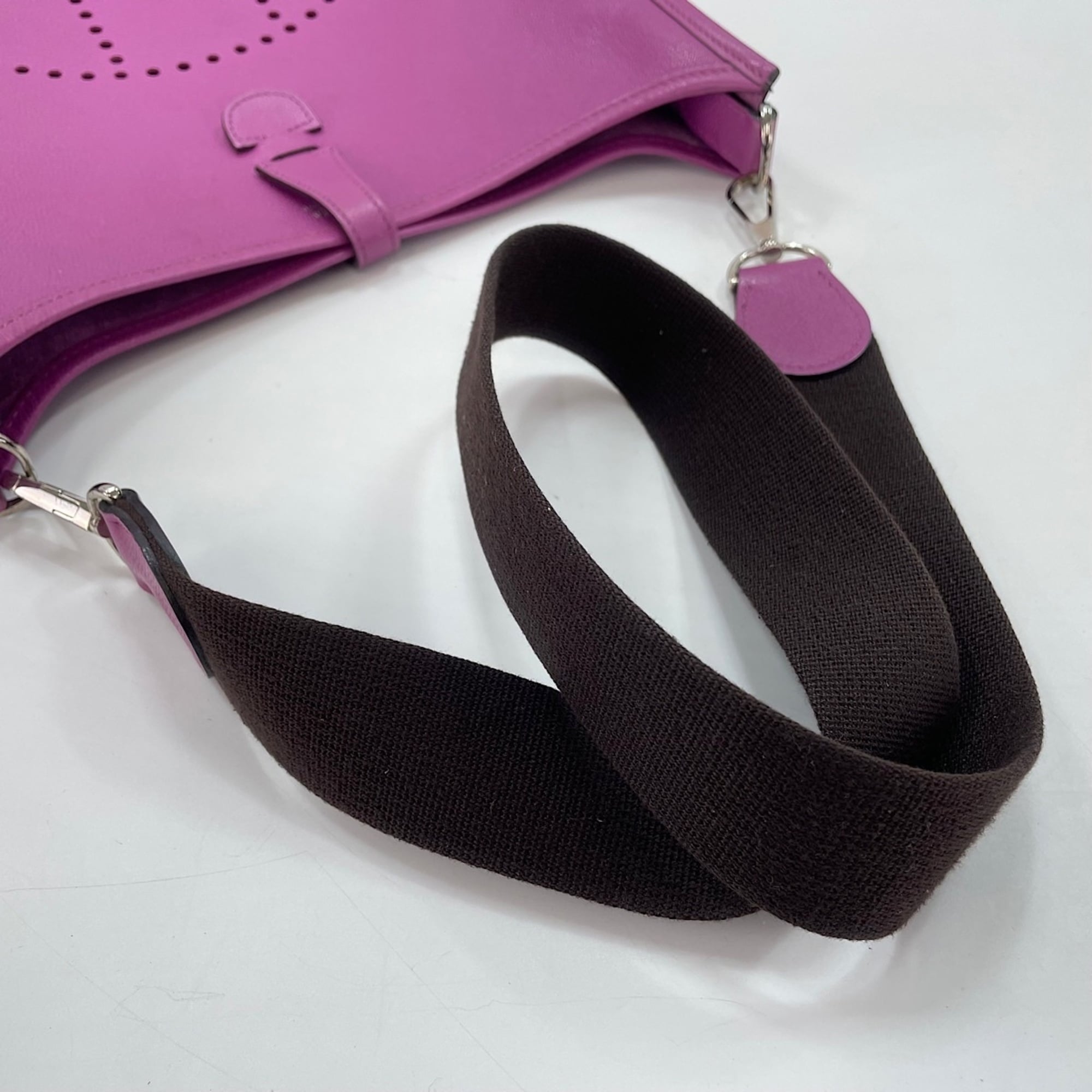 Hermes Evelyne Purple Shoulder Bag (Pre-Owned)