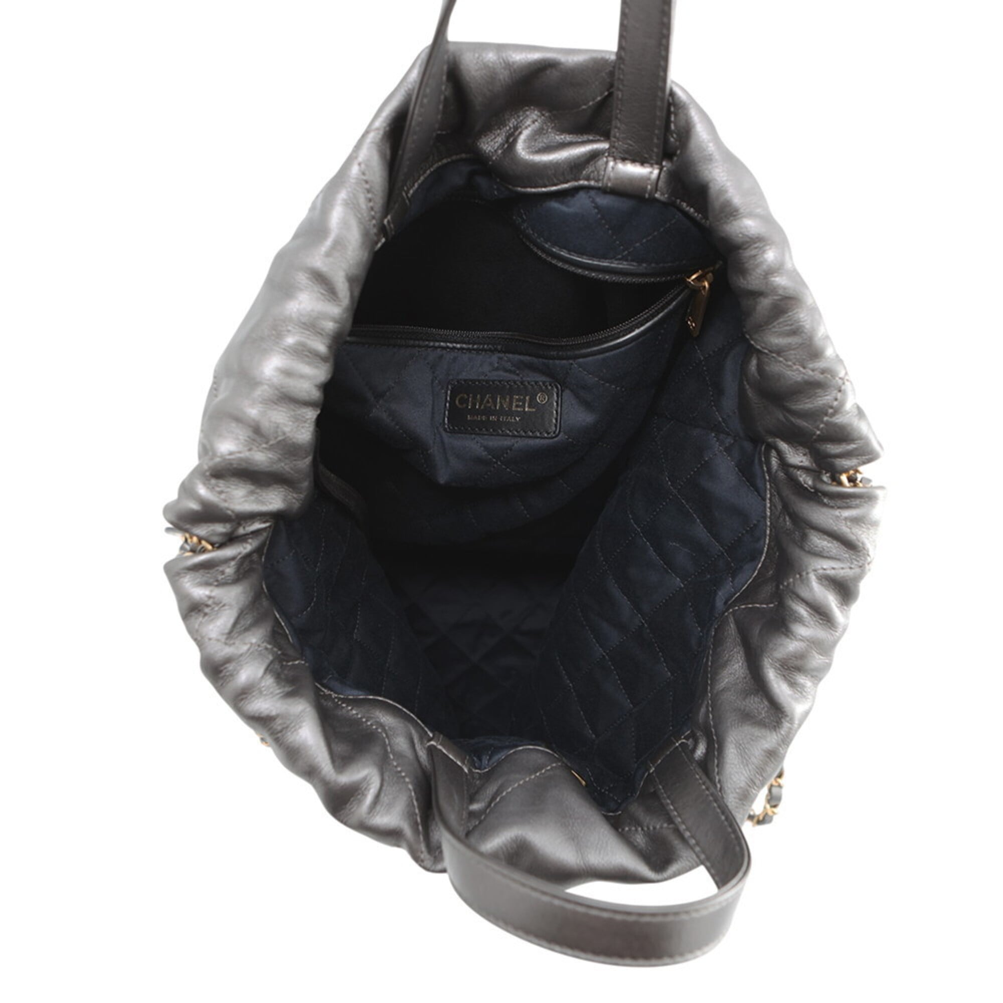 Chanel Gray Leather Handbag (Pre-Owned)