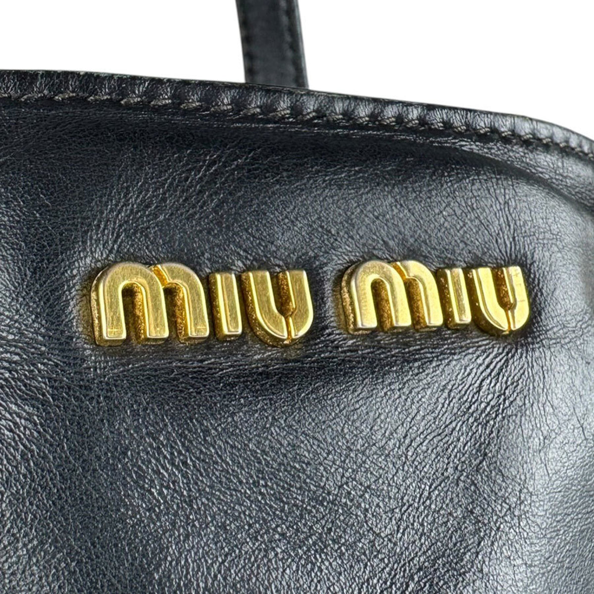Miu Miu Black Leather Shoulder Bag (Pre-Owned)